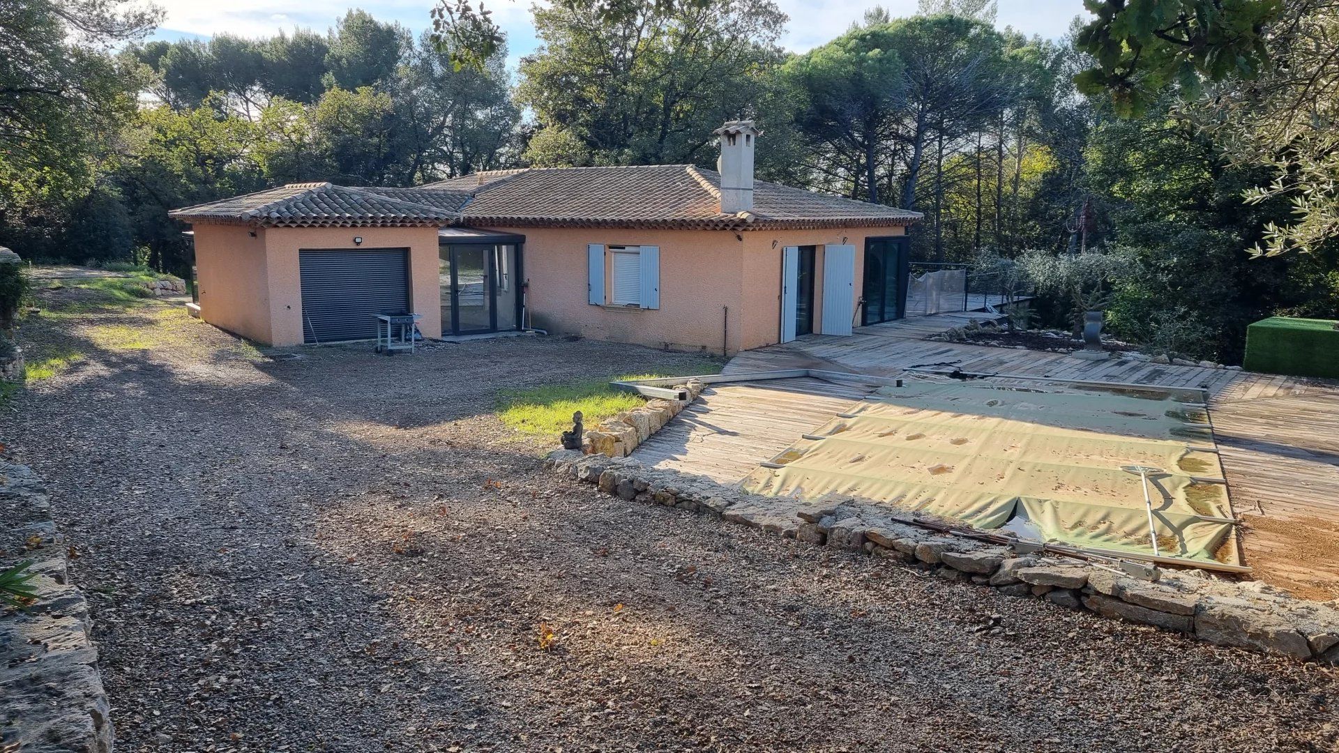 Huis in La Motte, Provence-Alpes-Côte d'Azur 12818603