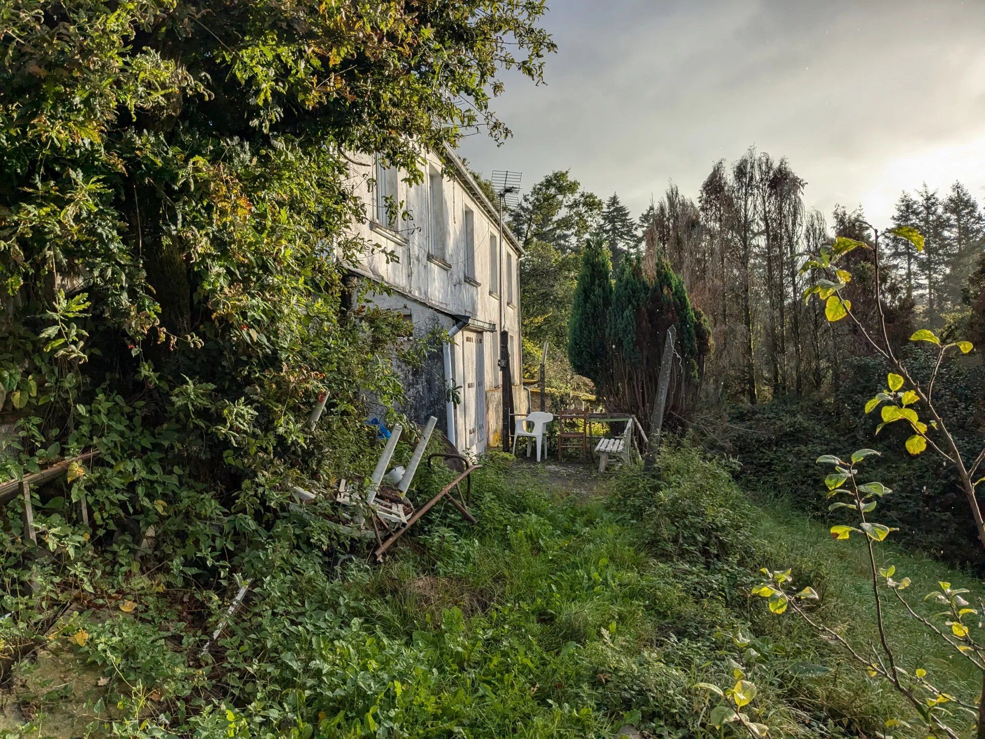 House in Pont-de-Buis-les-Quimerch, Bretagne 12818616