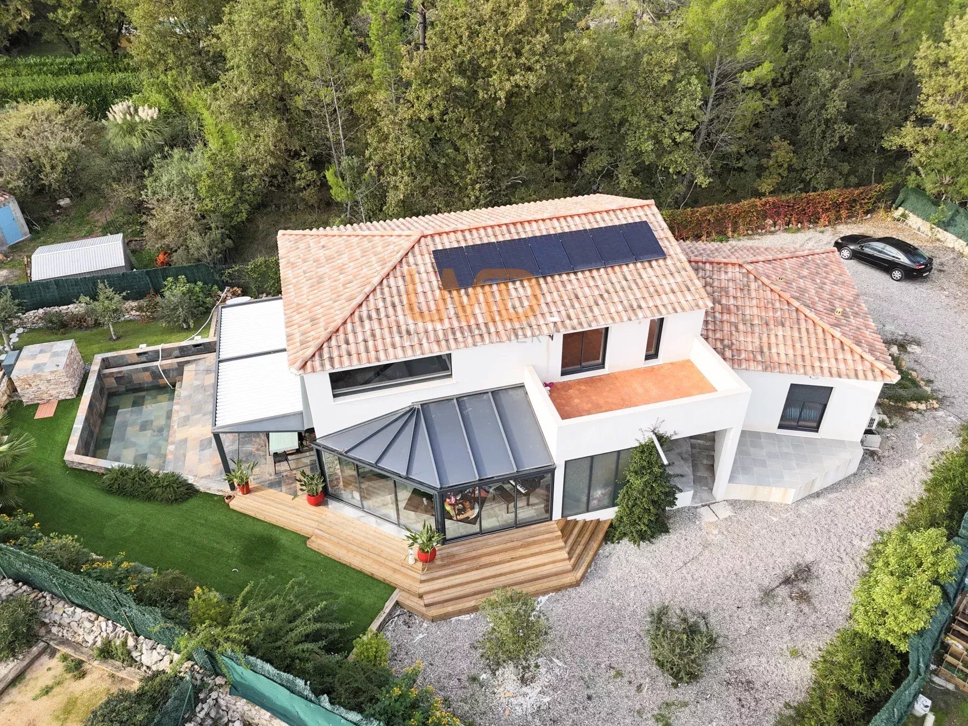 Hus i Gareoult, Provence-Alpes-Cote d'Azur 12818618