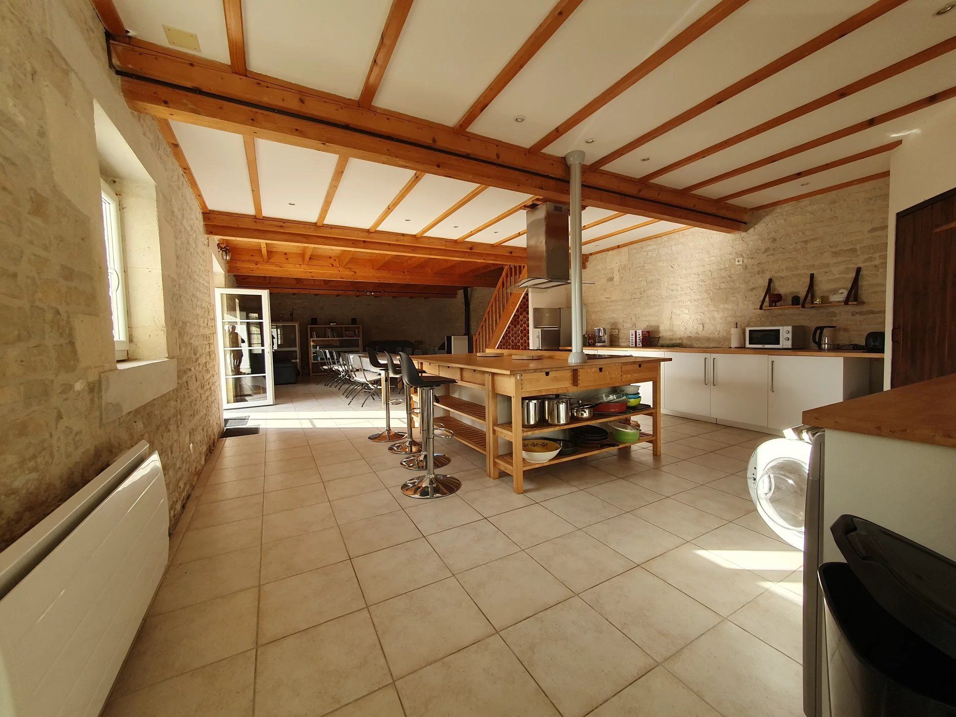 House in Jarnac, Nouvelle-Aquitaine 12818624