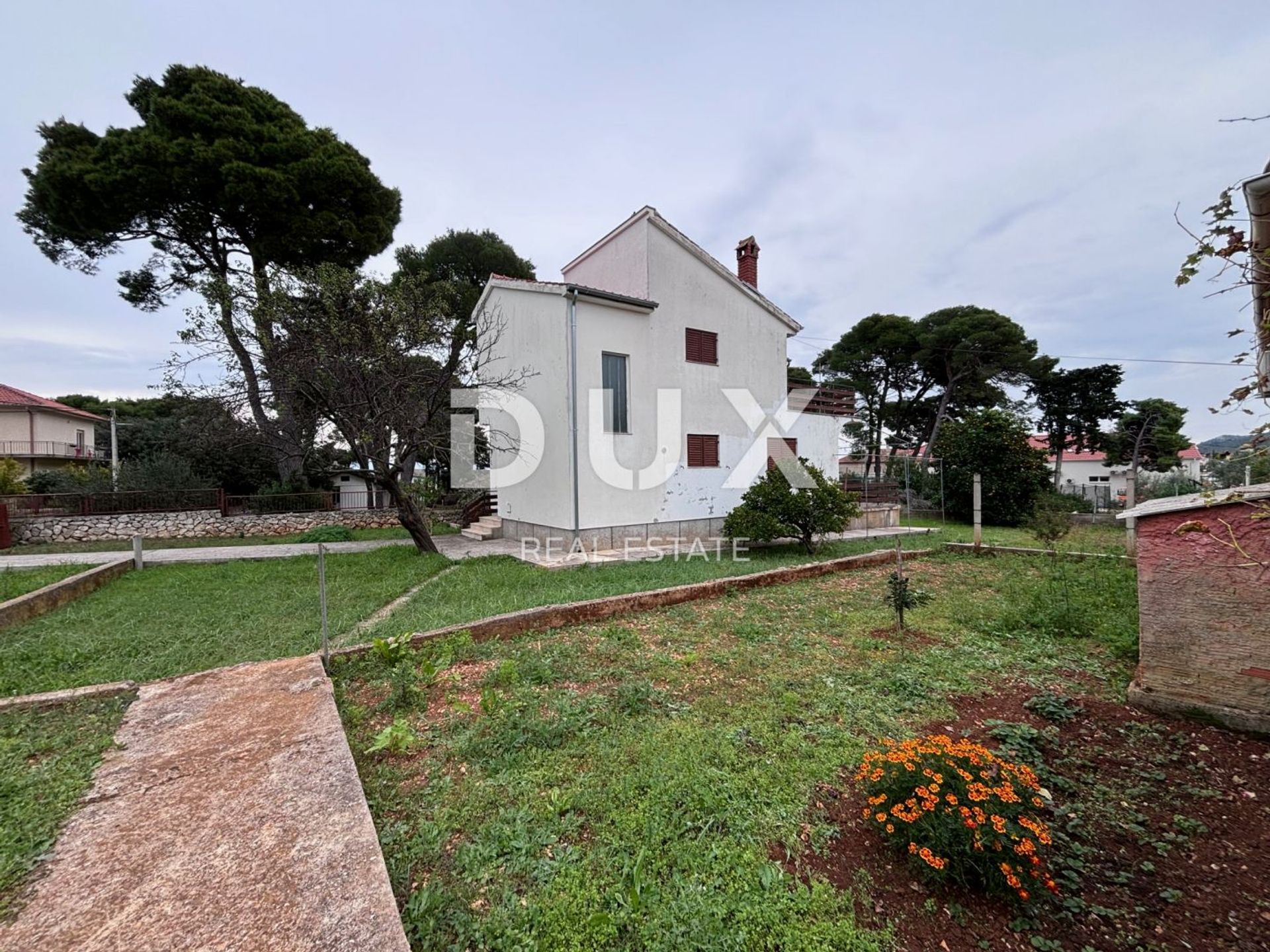 Rumah di Ugljan, Zadar County 12818963