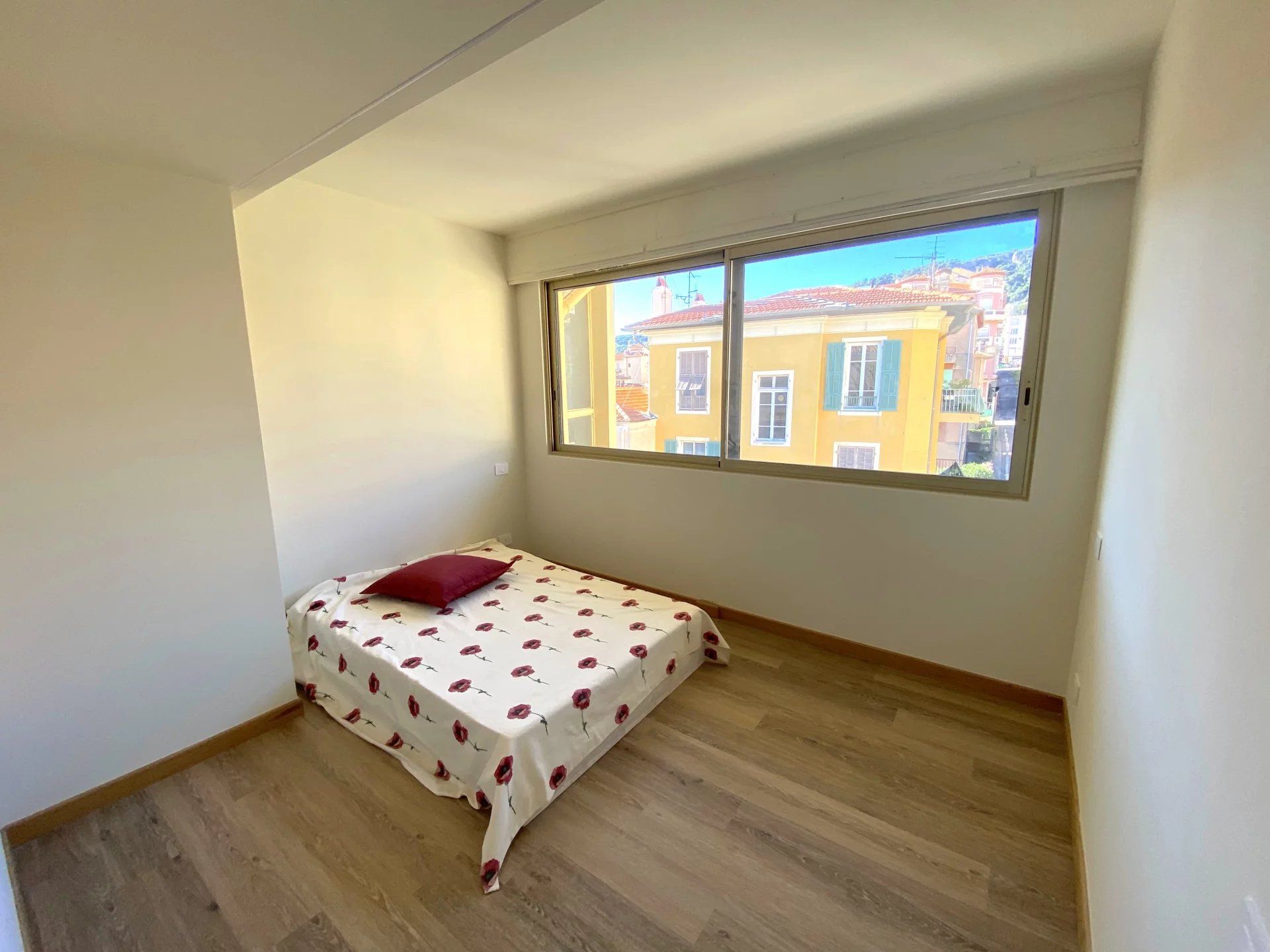 Condominium in Villefranche-sur-Mer, Alpes-Maritimes 12820076