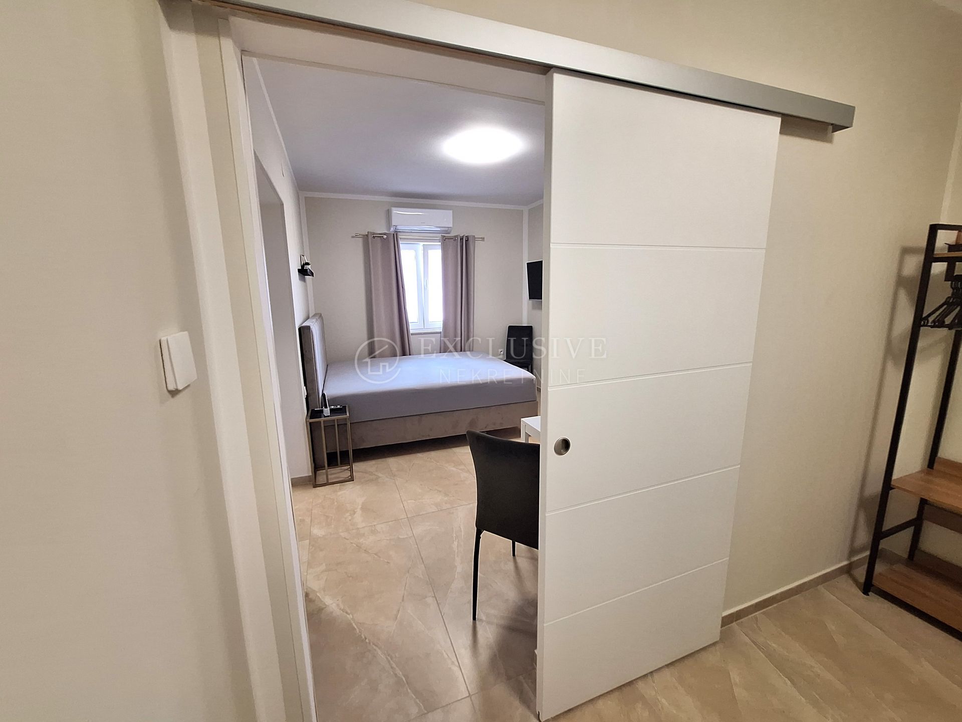 Condominio en Jadranovo, Primorje-Gorski Kotar County 12820408