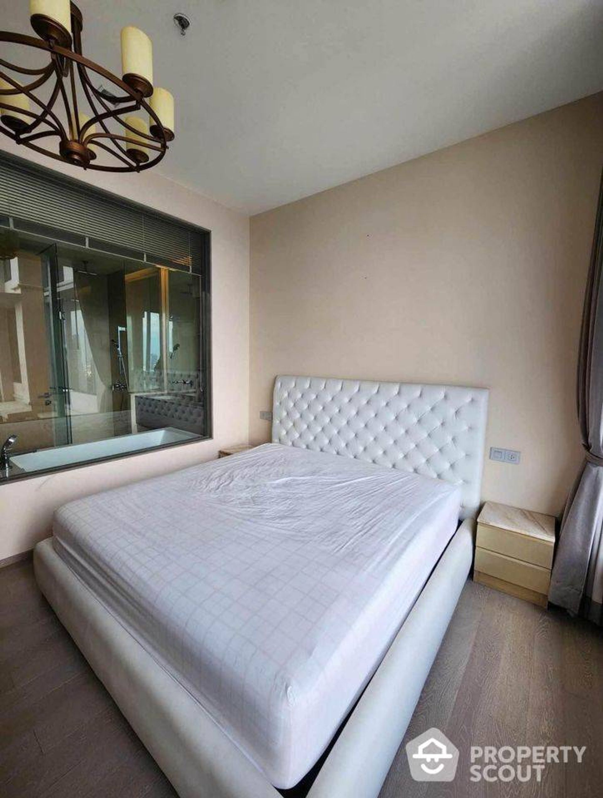 Condominium in Ban Na Lied, Krung Thep Maha Nakhon 12820453