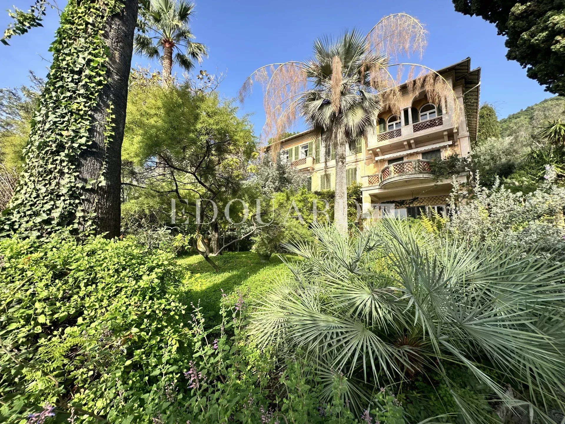 Condominium in Menton, Alpes-Maritimes 12821400