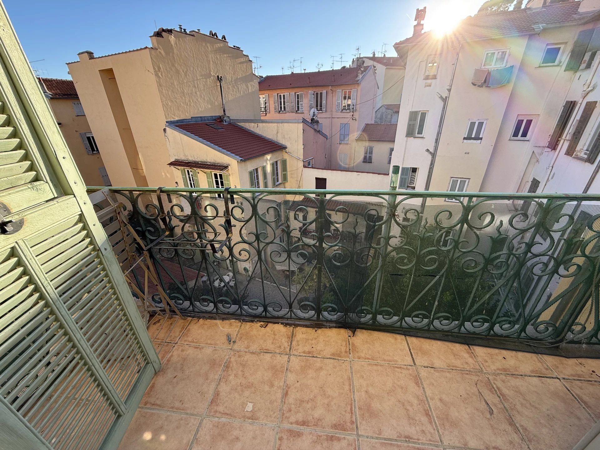 Residencial en Menton, Alpes-Maritimes 12821415