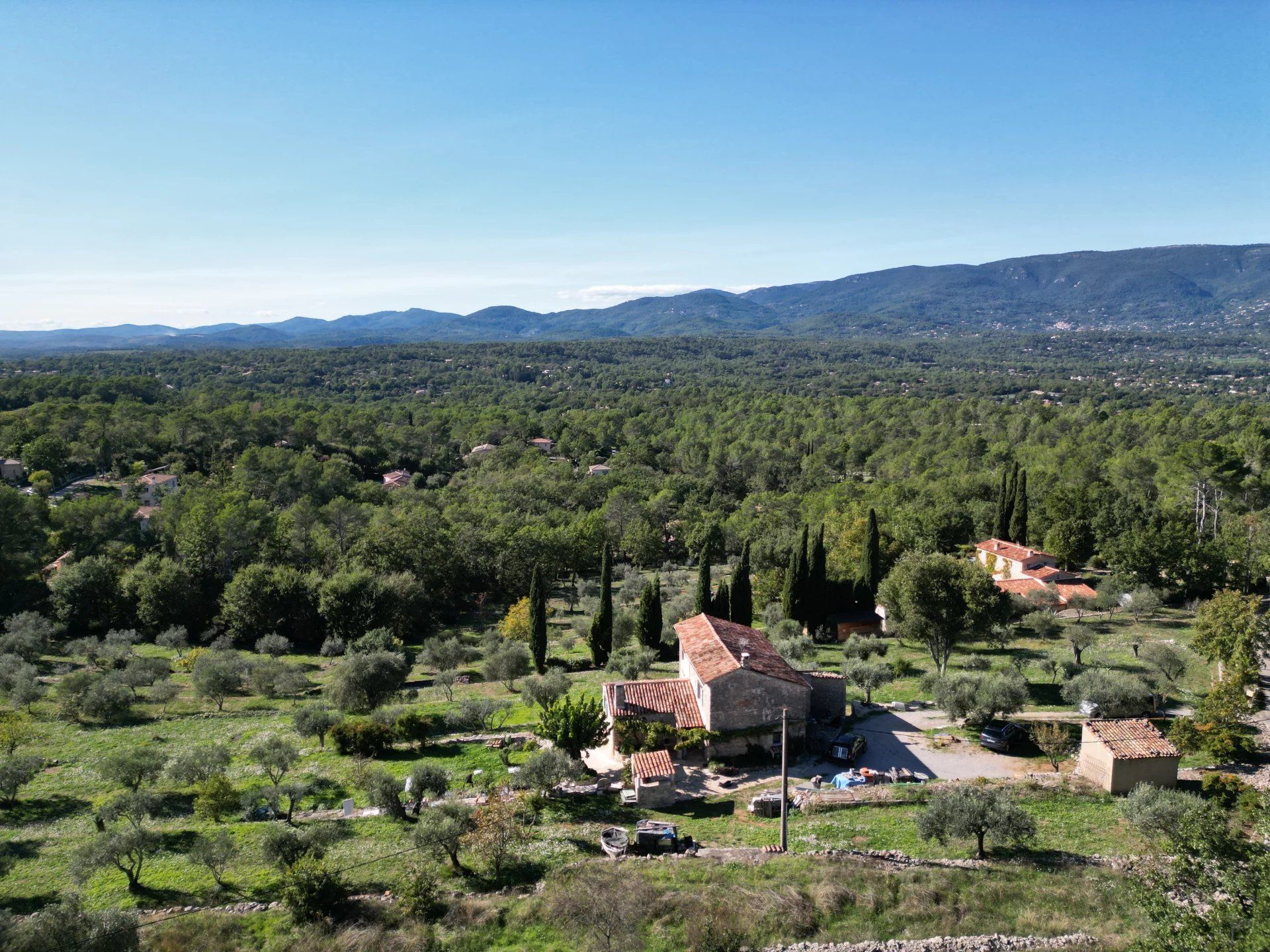 Lain di Fayence, Var 12821417