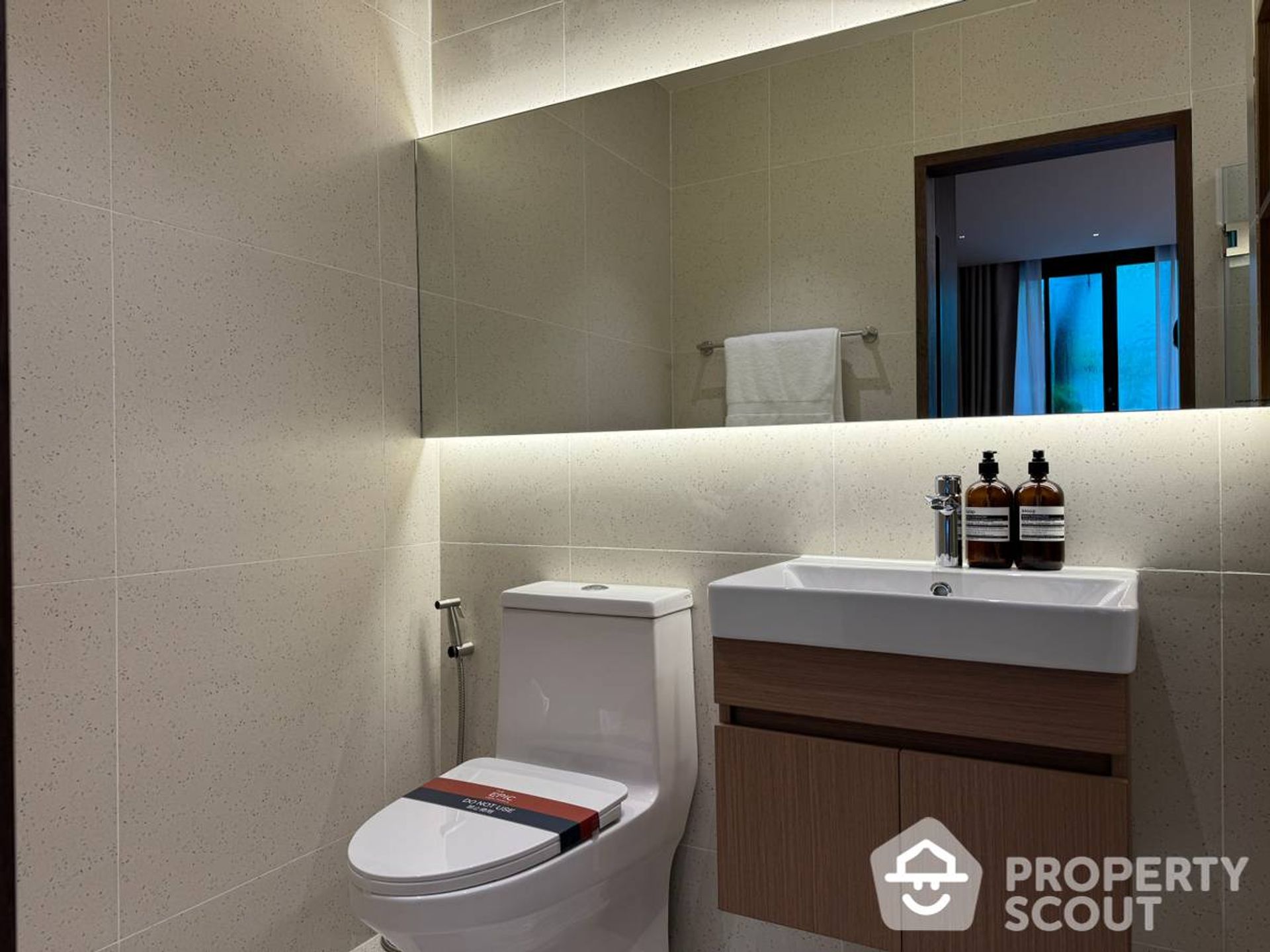 Condominio en Ban Na Song, Krung Thep Maha Nakhon 12821611