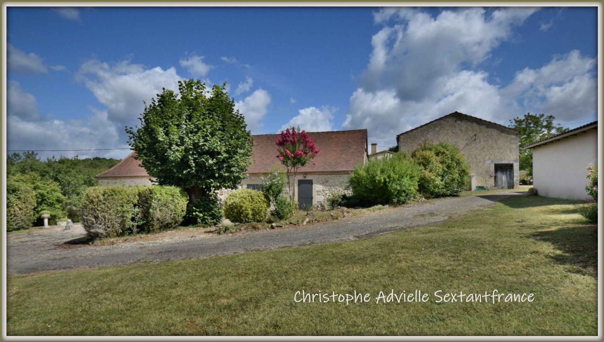 House in Mouleydier, Nouvelle-Aquitaine 12821969