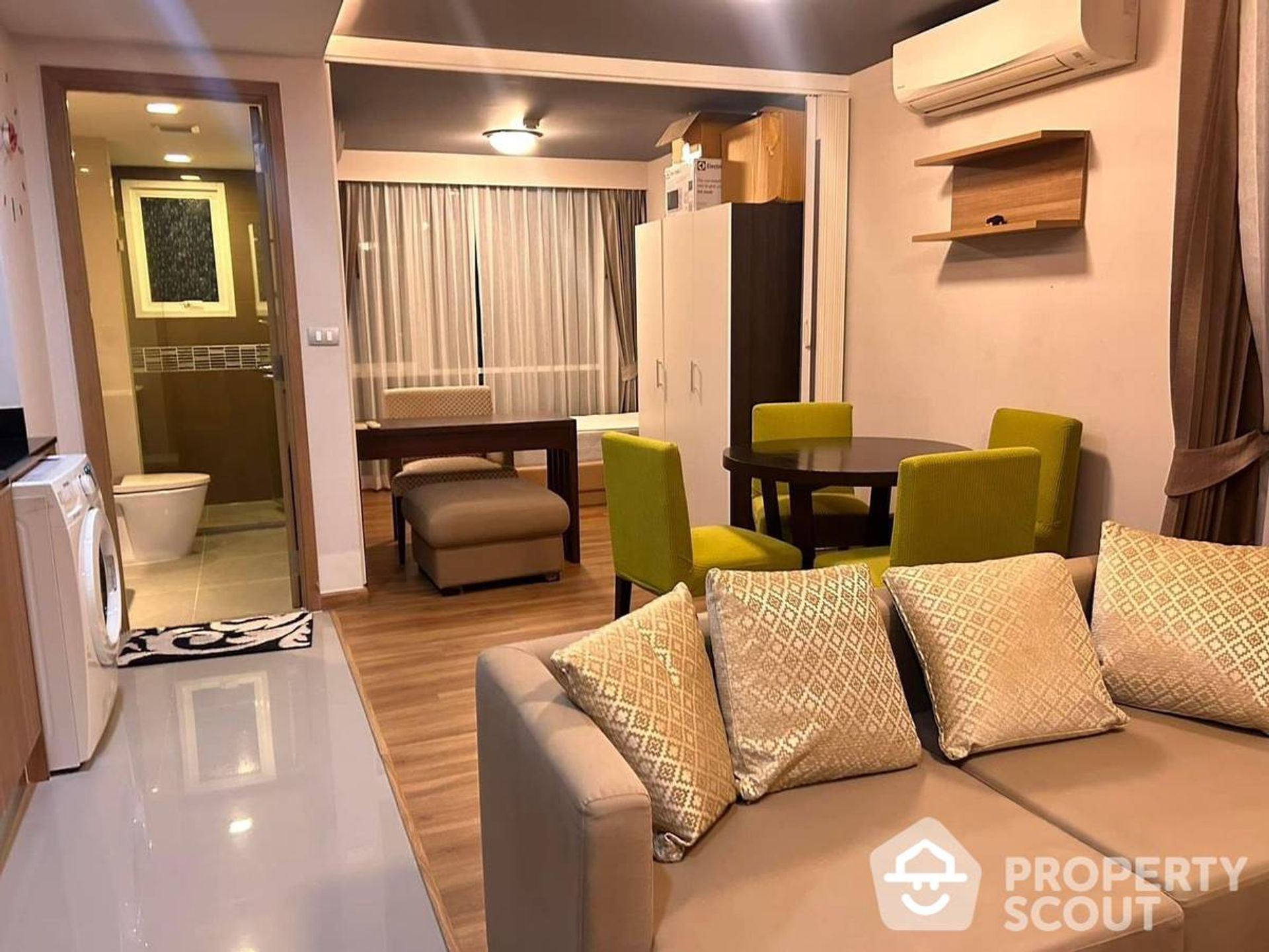 Condominium in Ban Na Song, Krung Thep Maha Nakhon 12822161