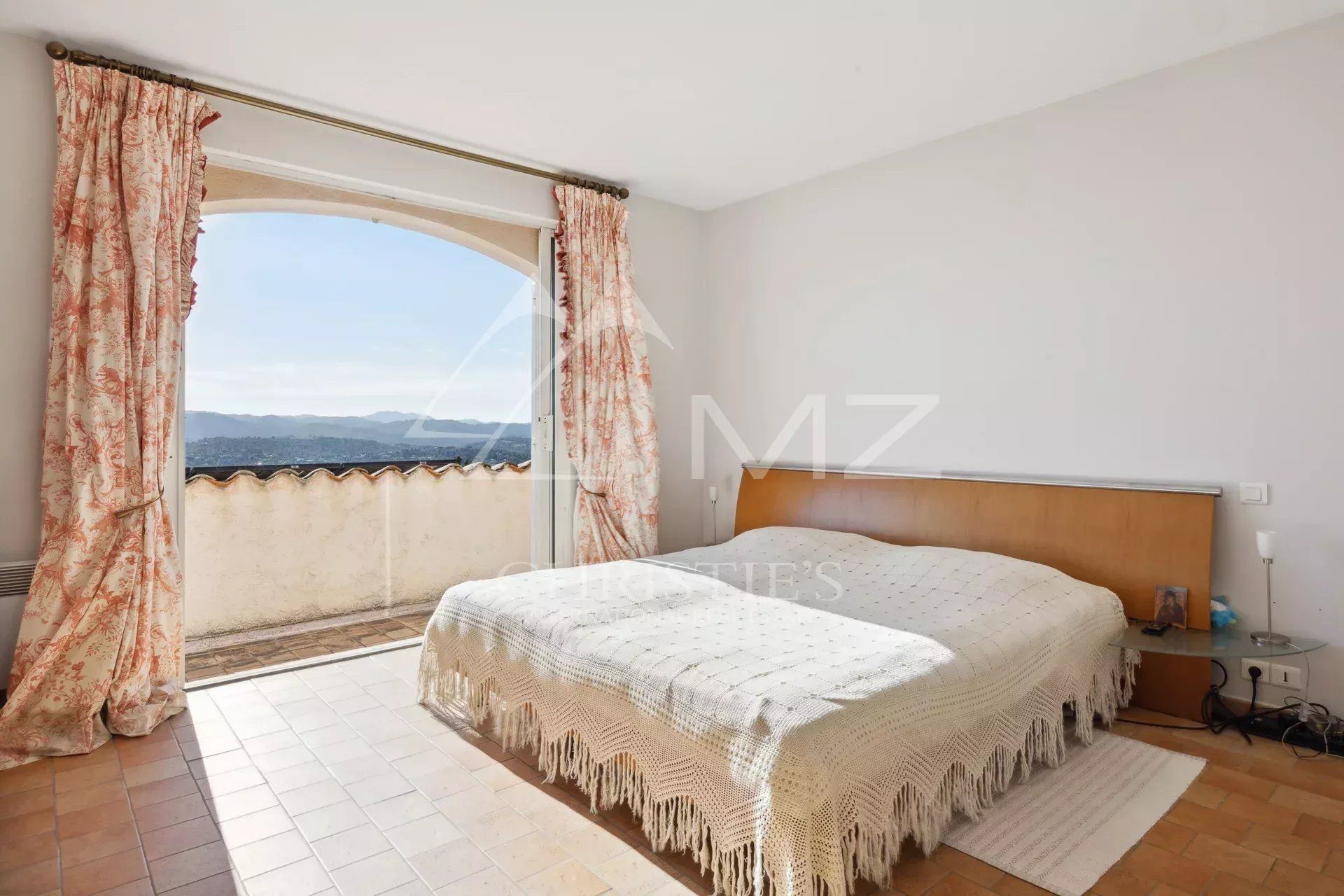 Будинок в Cabris, Alpes-Maritimes 12822692