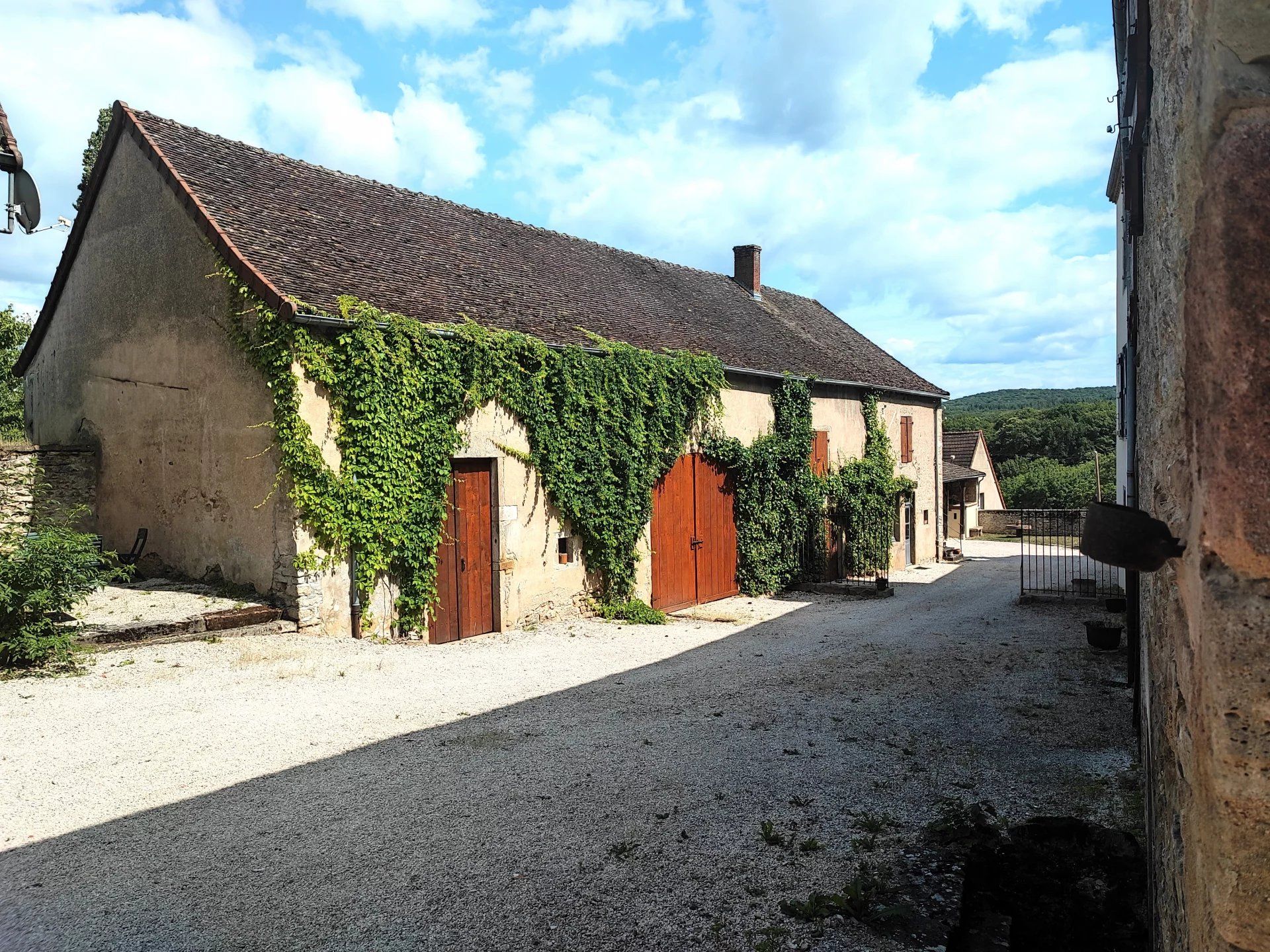 집 에 Beaune, Saône-et-Loire 12822709