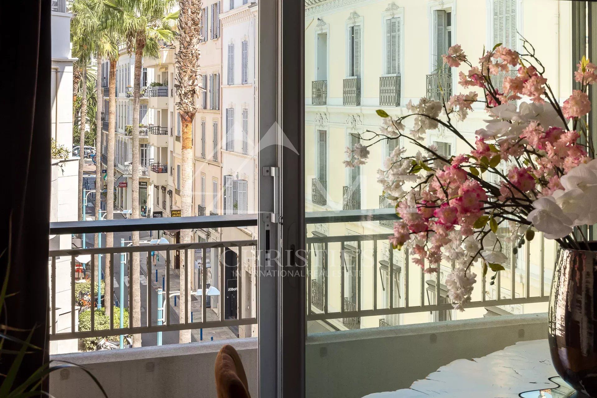 Condominium dans Cannes, Alpes-Maritimes 12823460