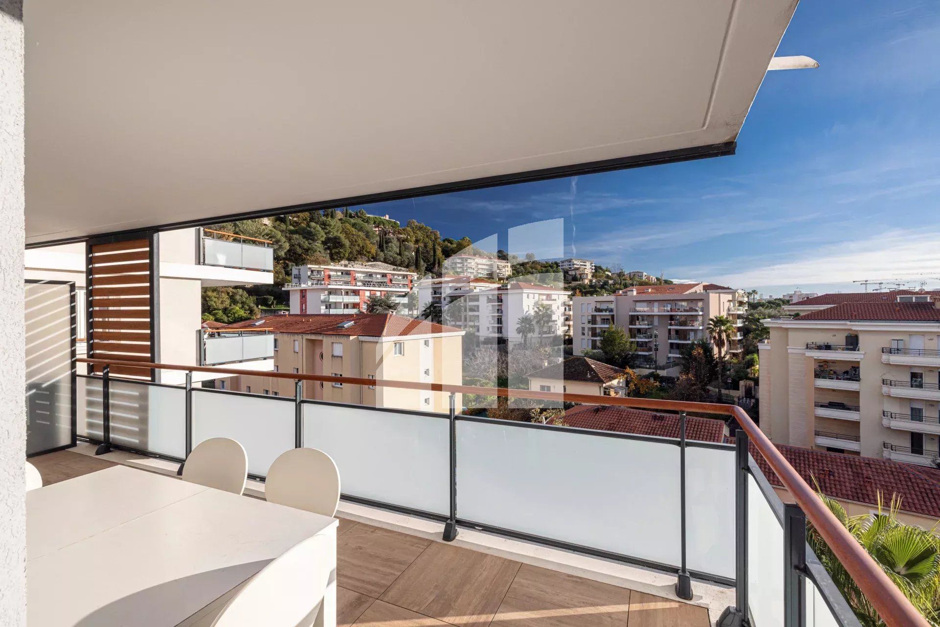 Condominium in Saint-Isidore, Provence-Alpes-Cote d'Azur 12823466