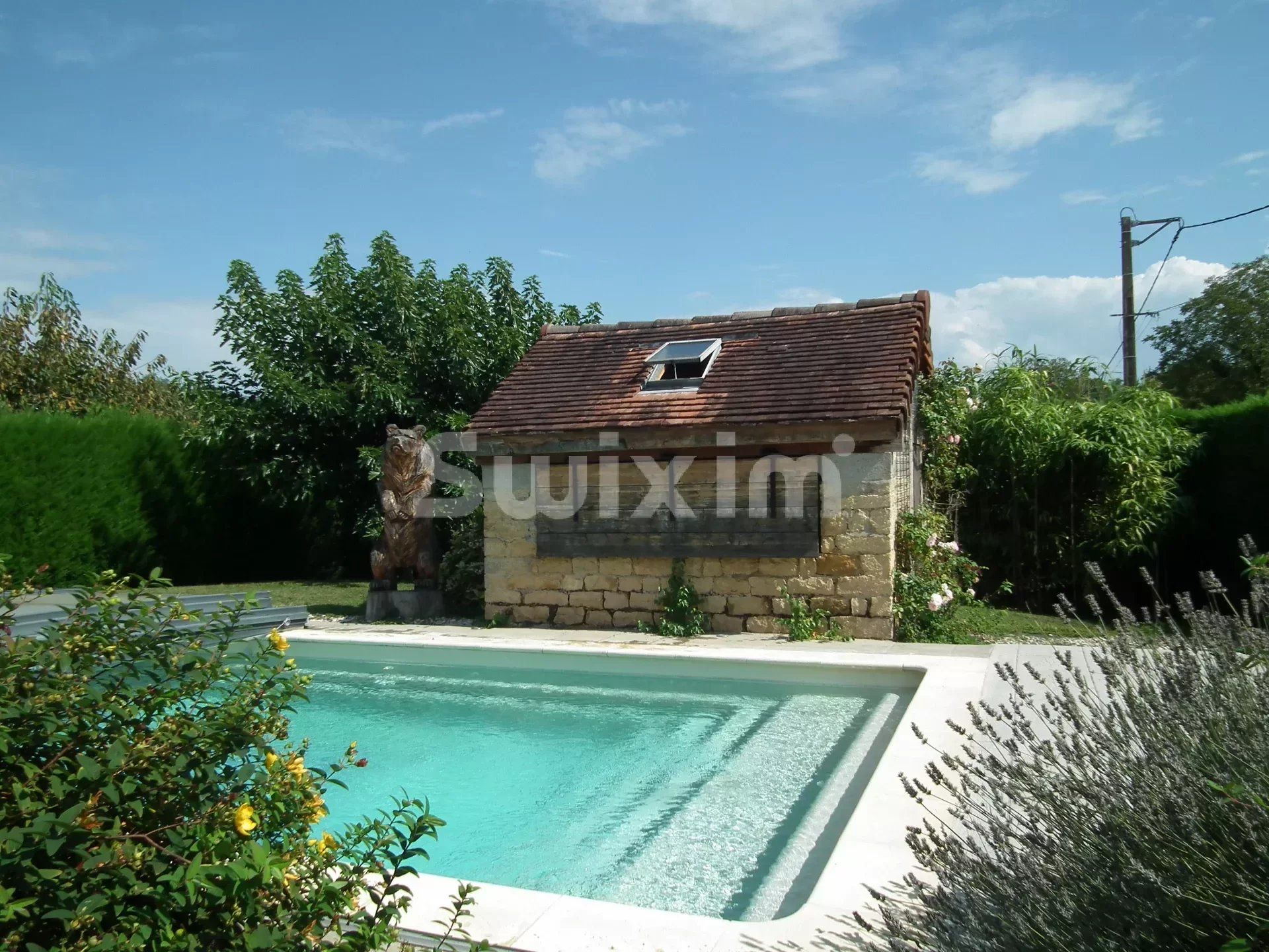 rumah dalam Lons-le-Saunier, Bourgogne-Franche-Comte 12823501