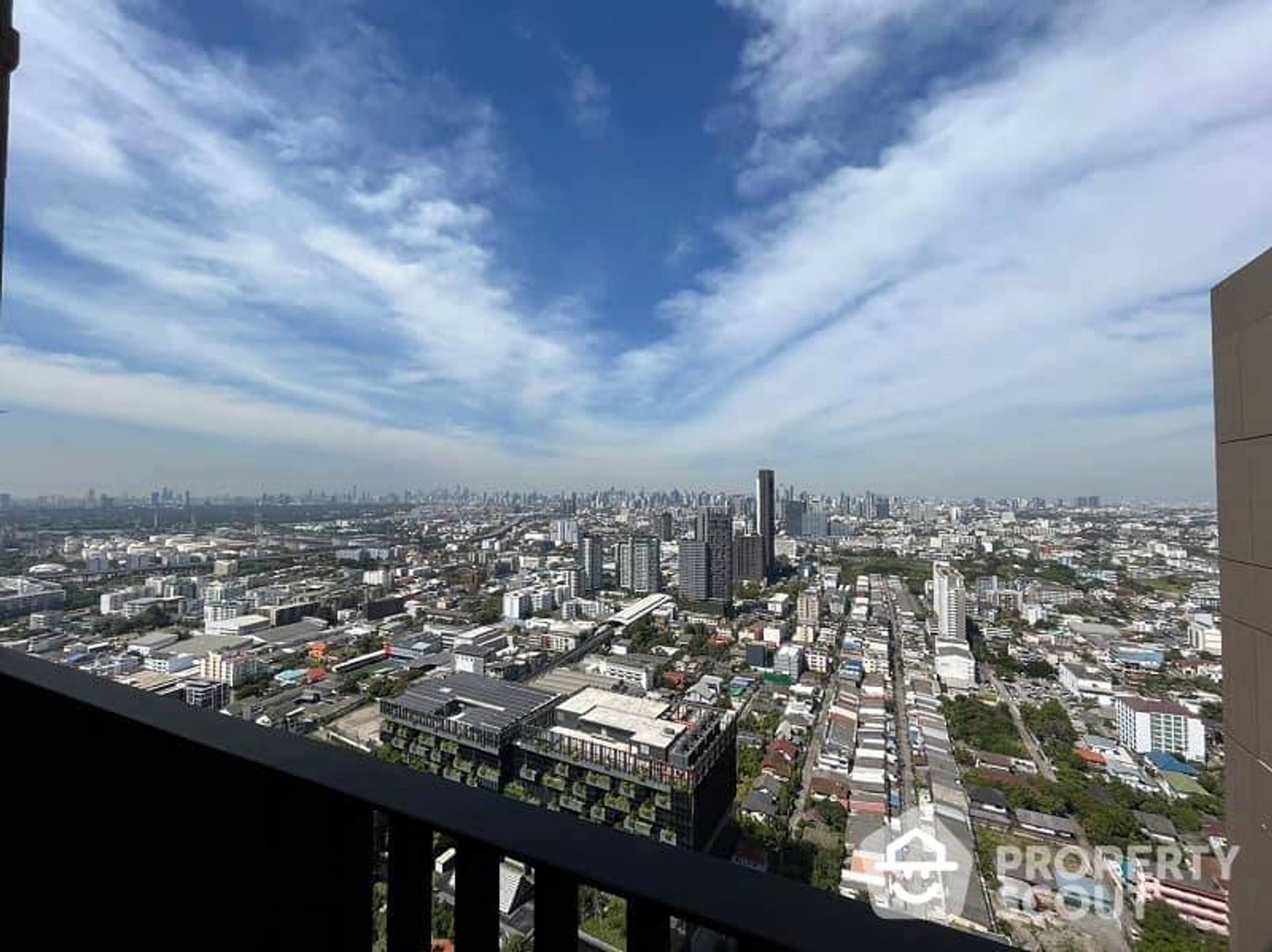 Condominium in , Krung Thep Maha Nakhon 12824148