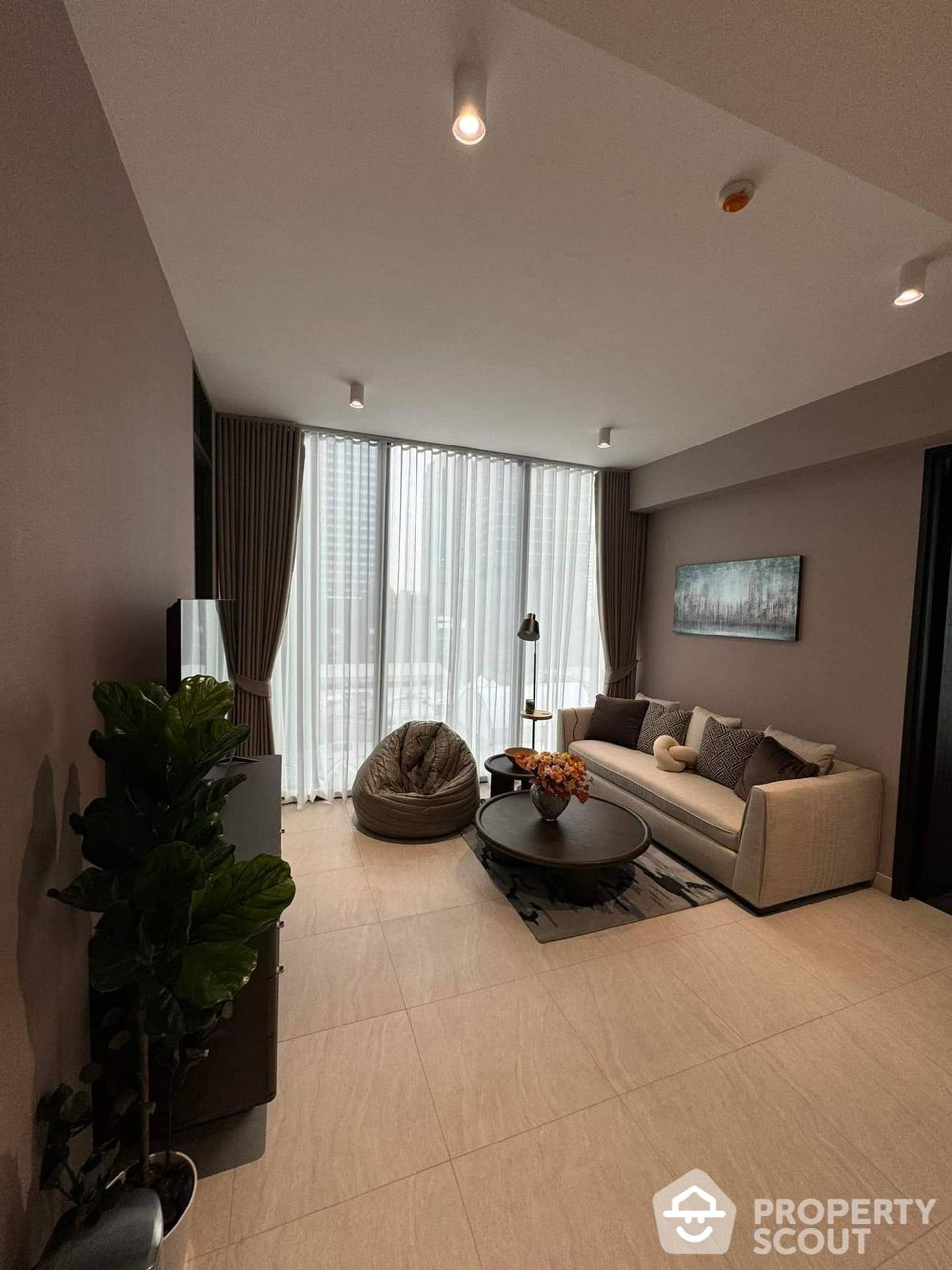 Condominium in Bang Rak, Krung Thep Maha Nakhon 12824160