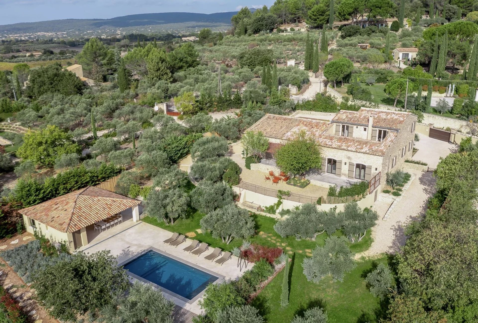 Casa nel Gordes, Vaucluse 12824469