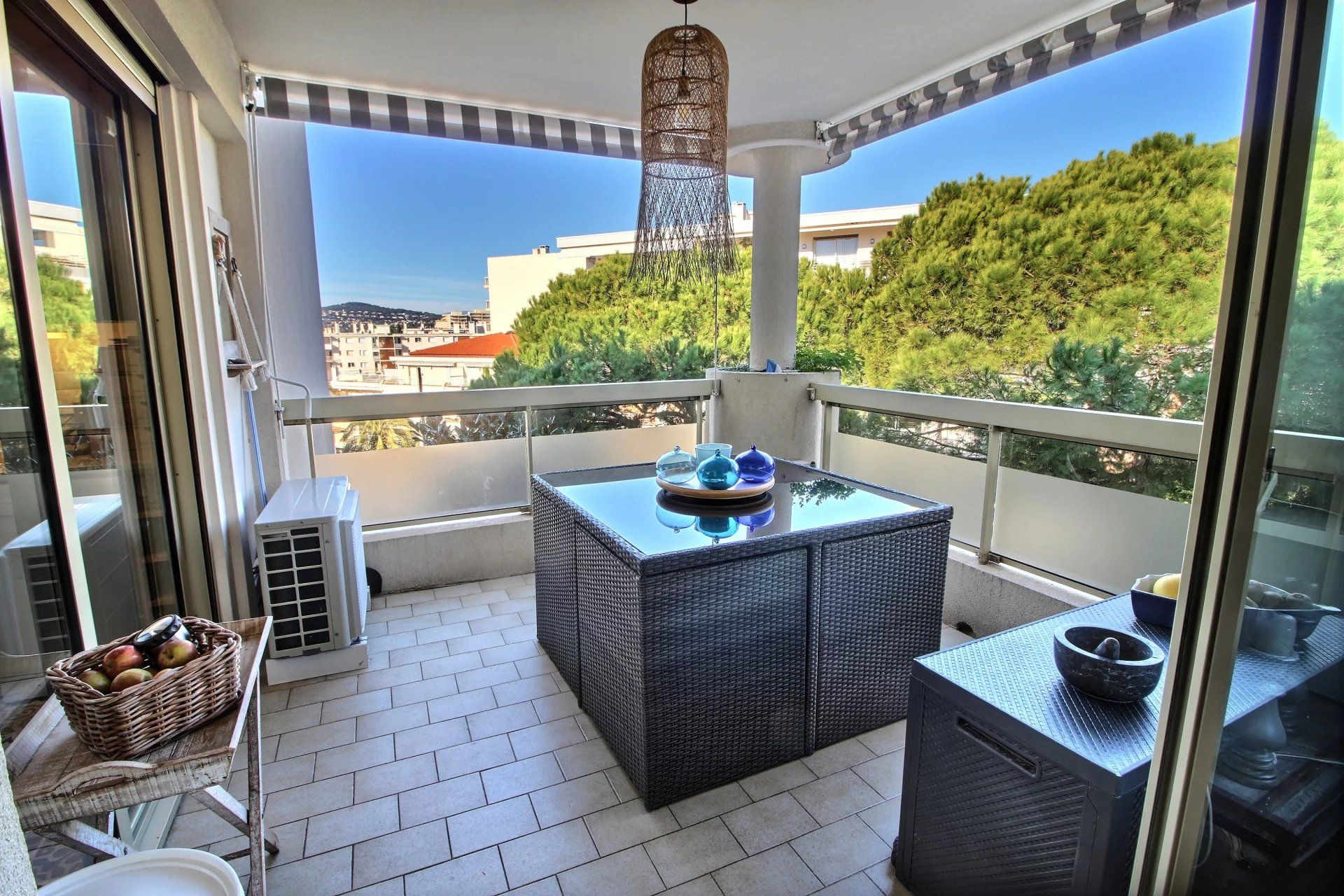 Condominium dans Antibes, Alpes-Maritimes 12824472