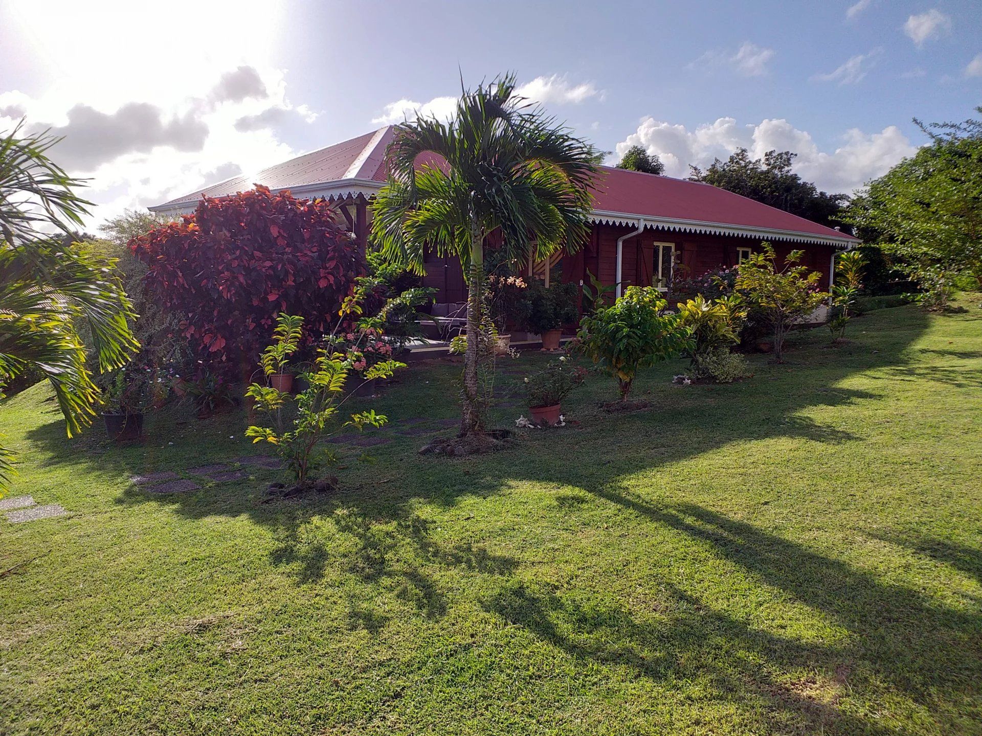 Rumah di Le Robert, Martinique 12824483