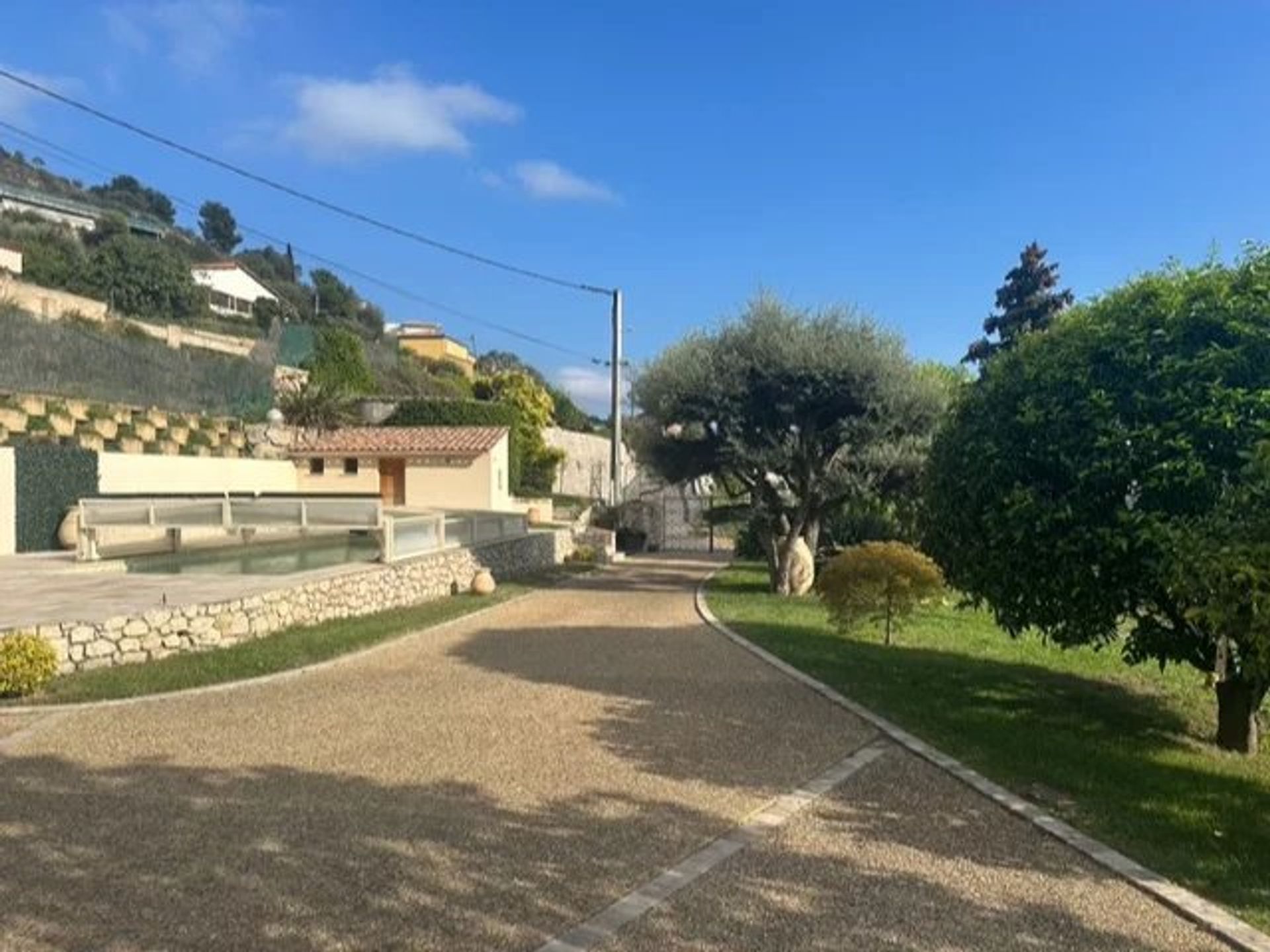 Huis in Falicon, Provence-Alpes-Côte d'Azur 12824593