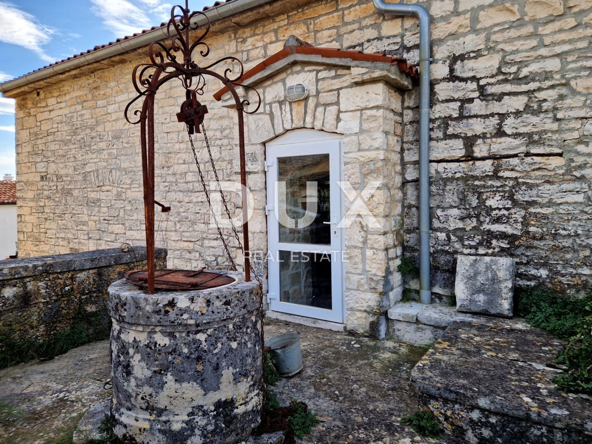 Hus i Kanfanar, Istria County 12824730