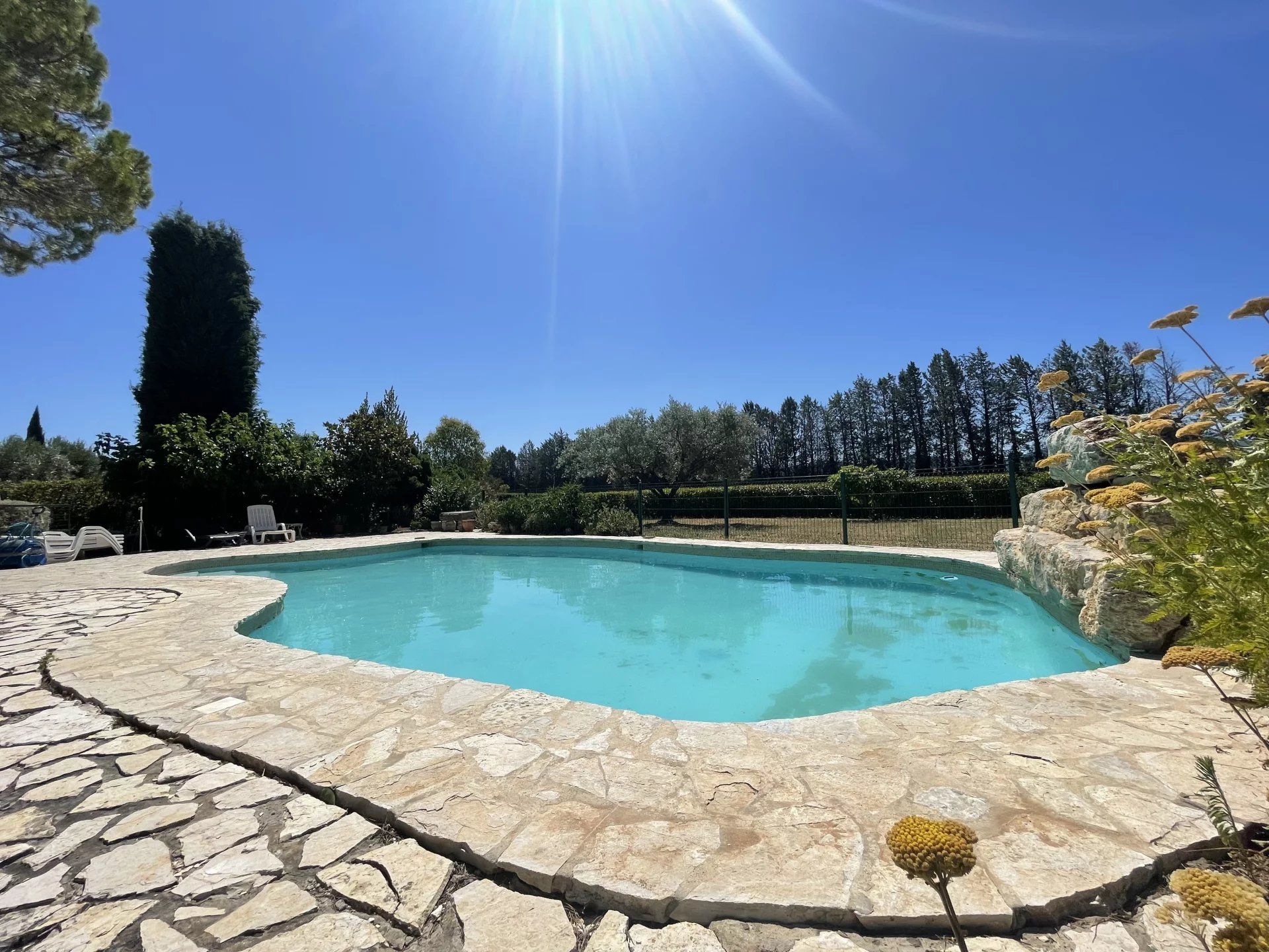 Huis in Le Luc, Provence-Alpes-Cote d'Azur 12825264