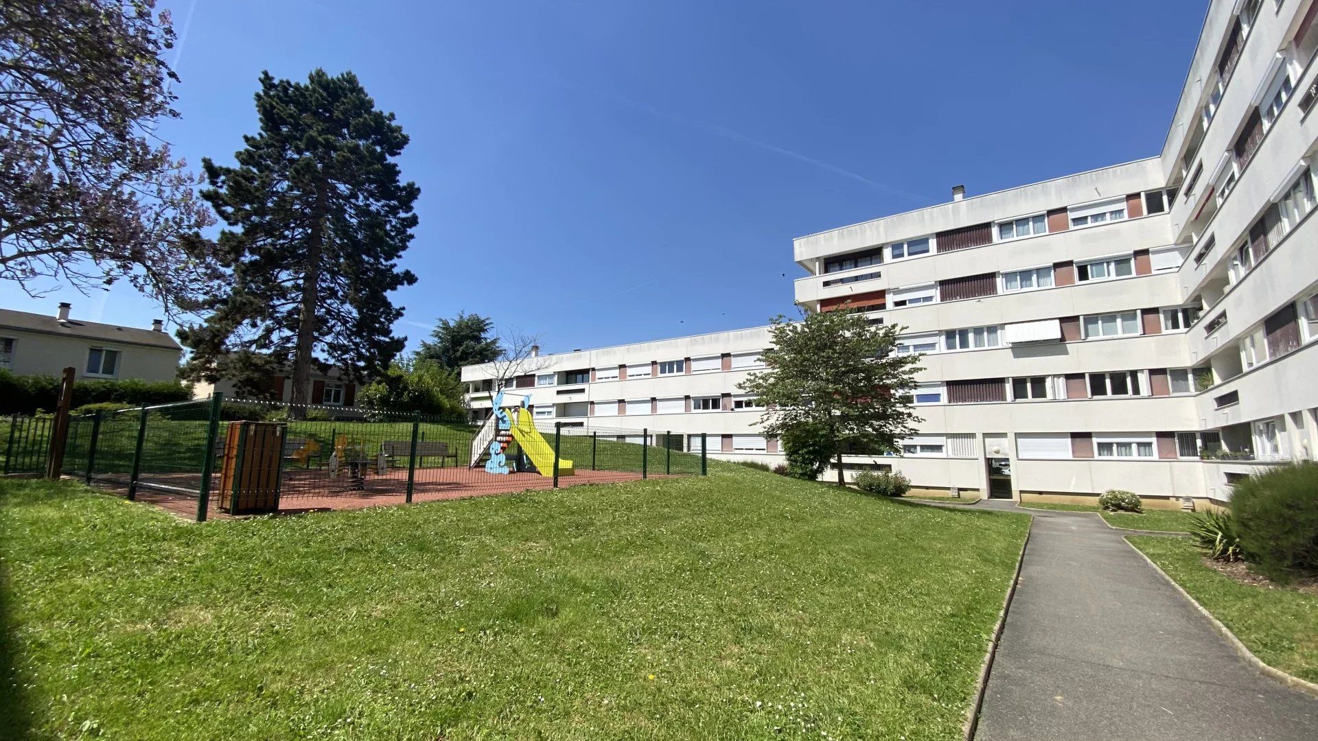 Квартира в Plaisir, Yvelines 12825271