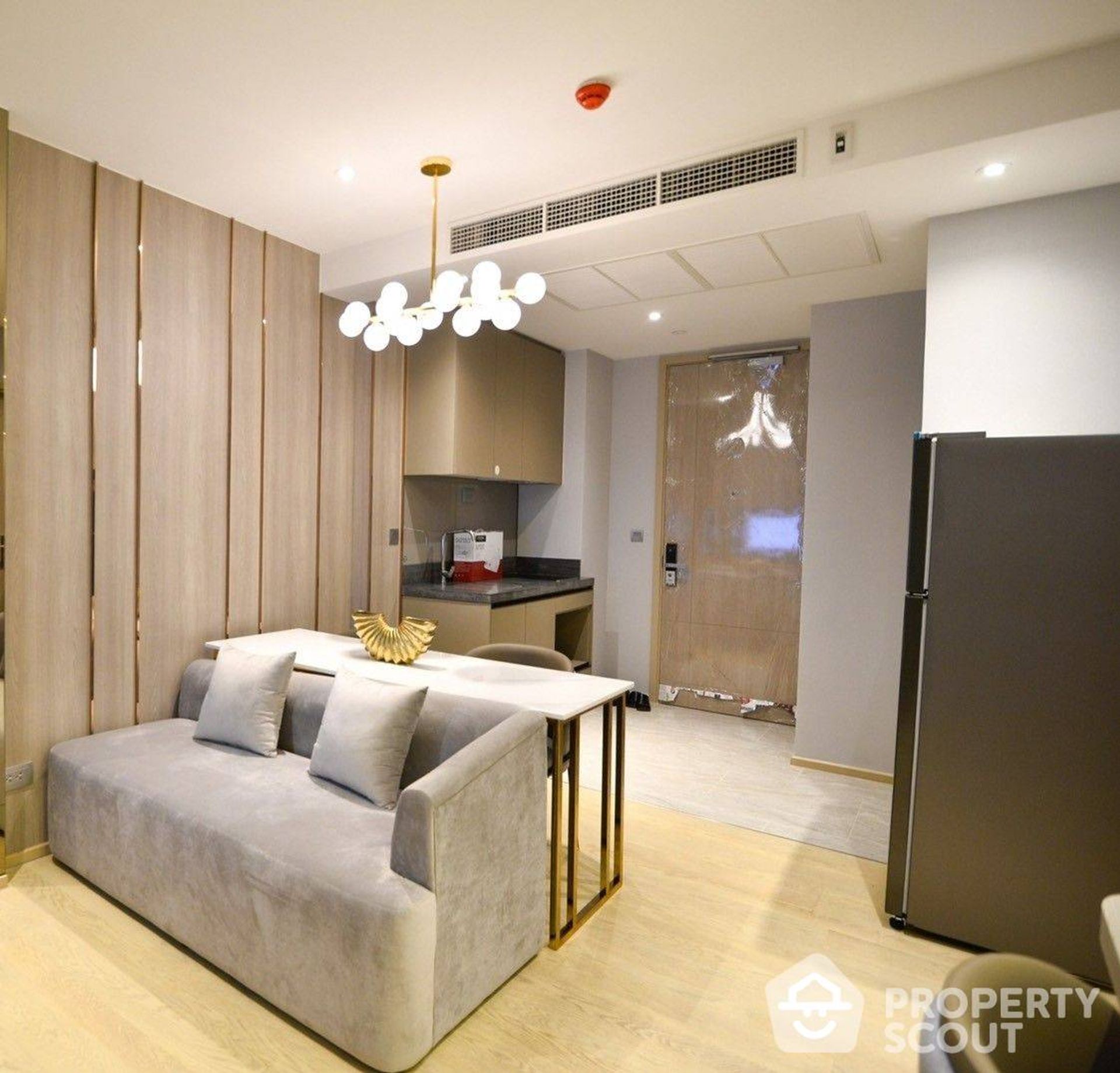 Condominium in Ban Na Song, Krung Thep Maha Nakhon 12825867