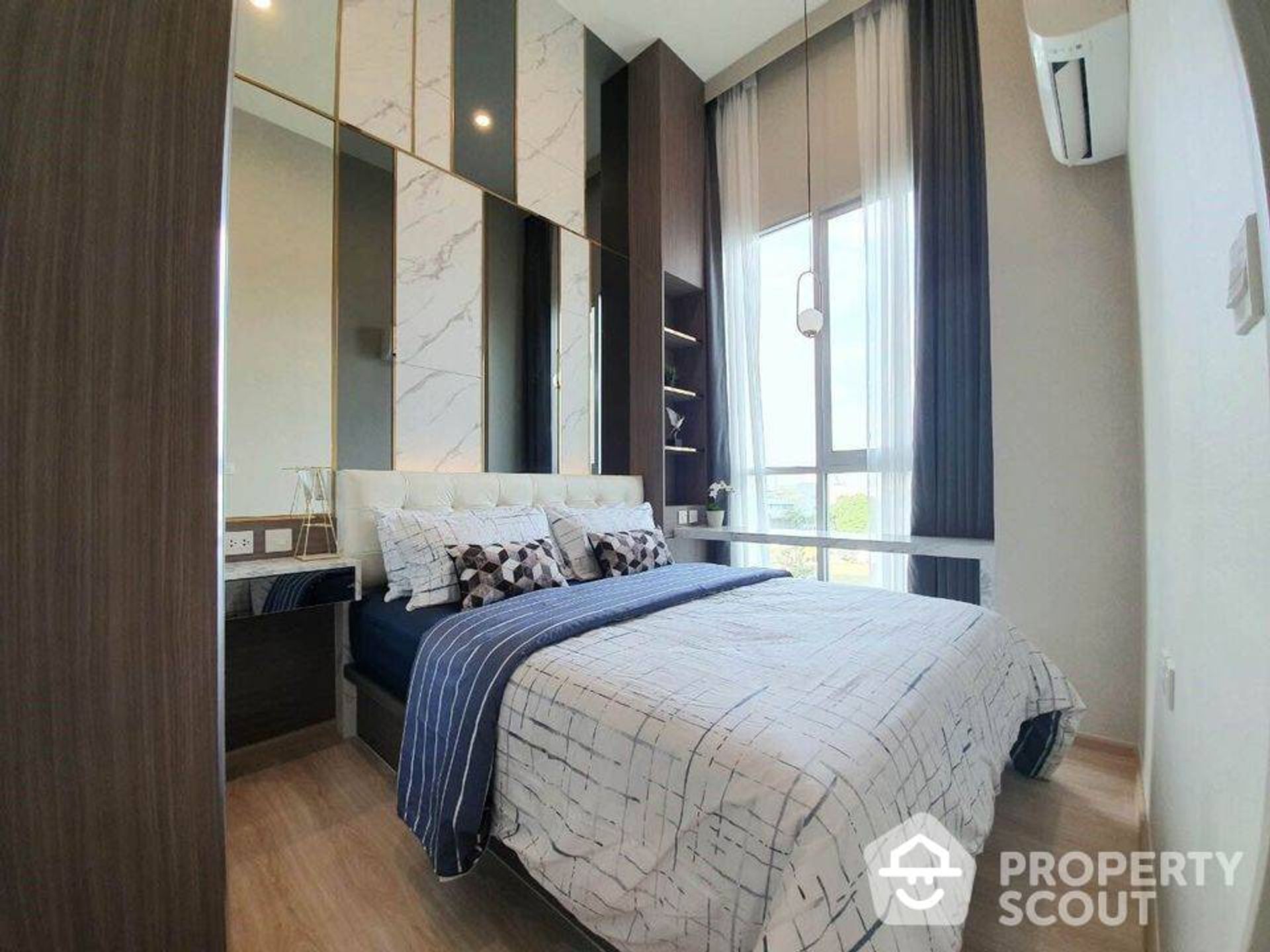 Condominium in Ban Na Song, Krung Thep Maha Nakhon 12825896