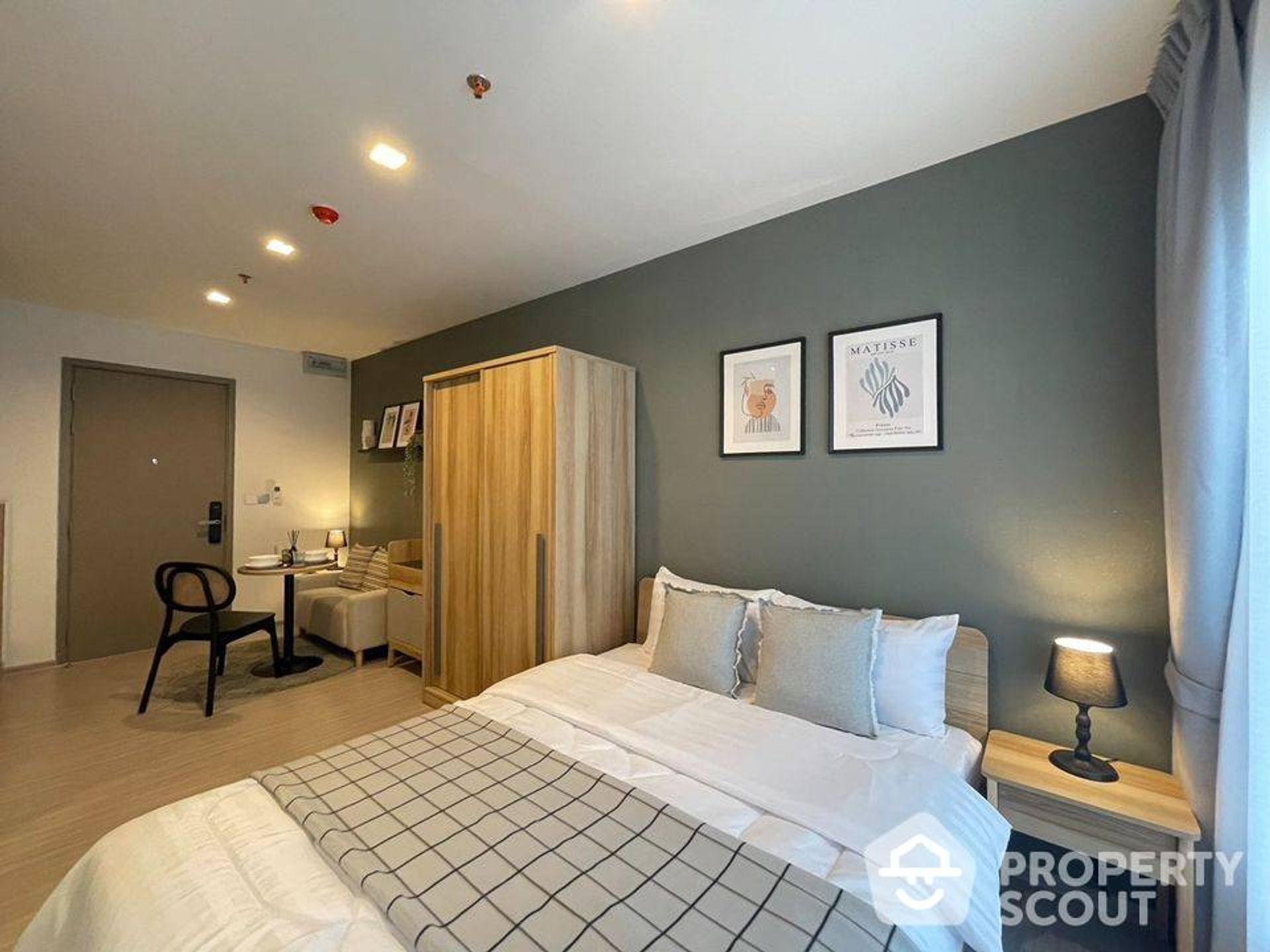 Condominium in Ban Na Song, Krung Thep Maha Nakhon 12825898