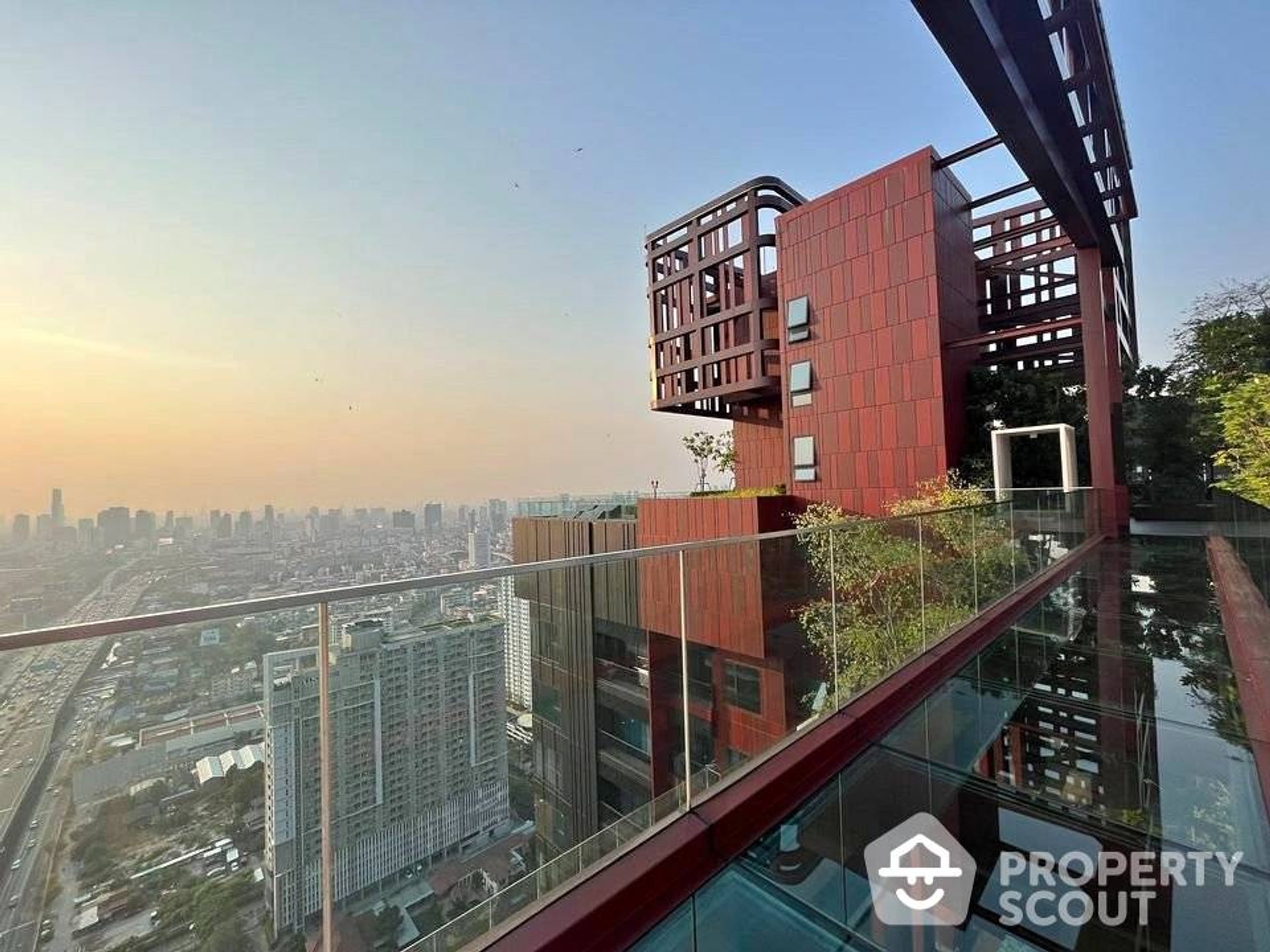 Condominium in Ban Na Song, Krung Thep Maha Nakhon 12825898