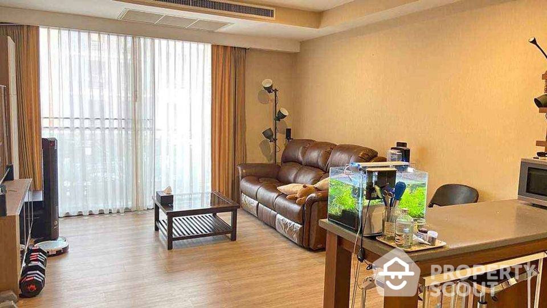 Condominium in Ban Na Song, Krung Thep Maha Nakhon 12825900