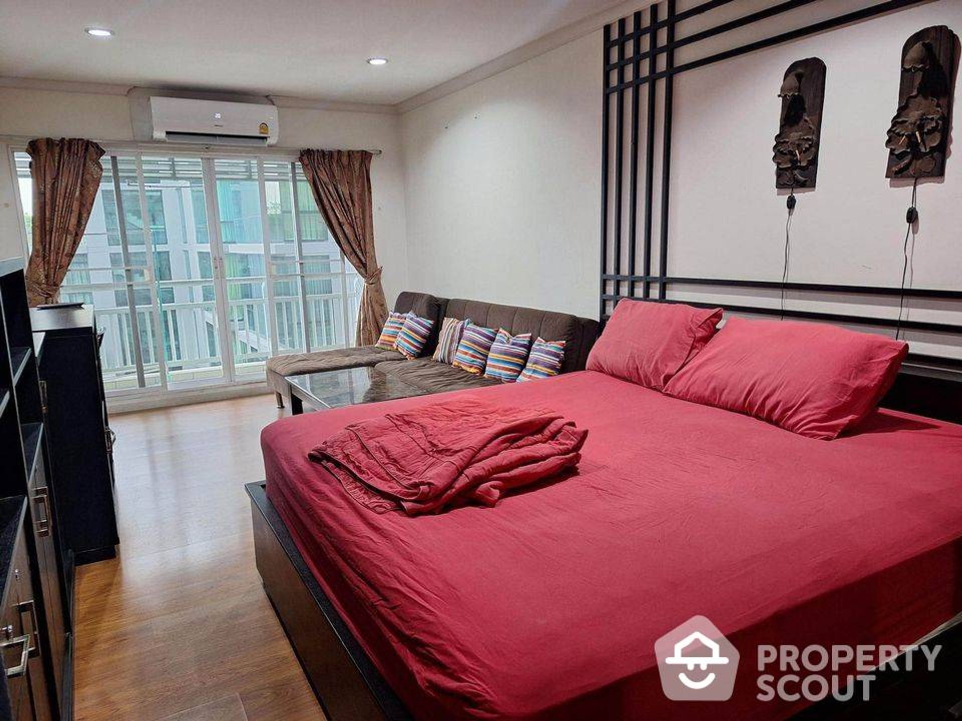 Condominium in Ban Na Song, Krung Thep Maha Nakhon 12825901