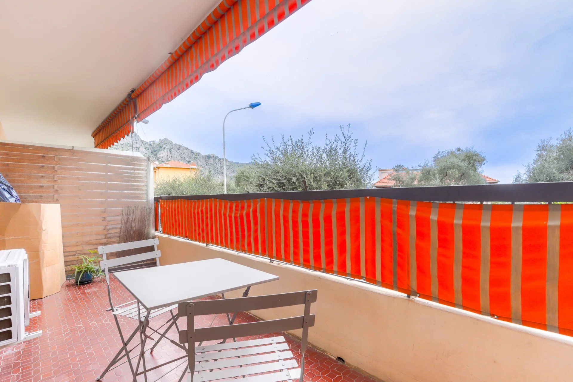 Condominium in Beaulieu-sur-Mer, Provence-Alpes-Côte d'Azur 12826549