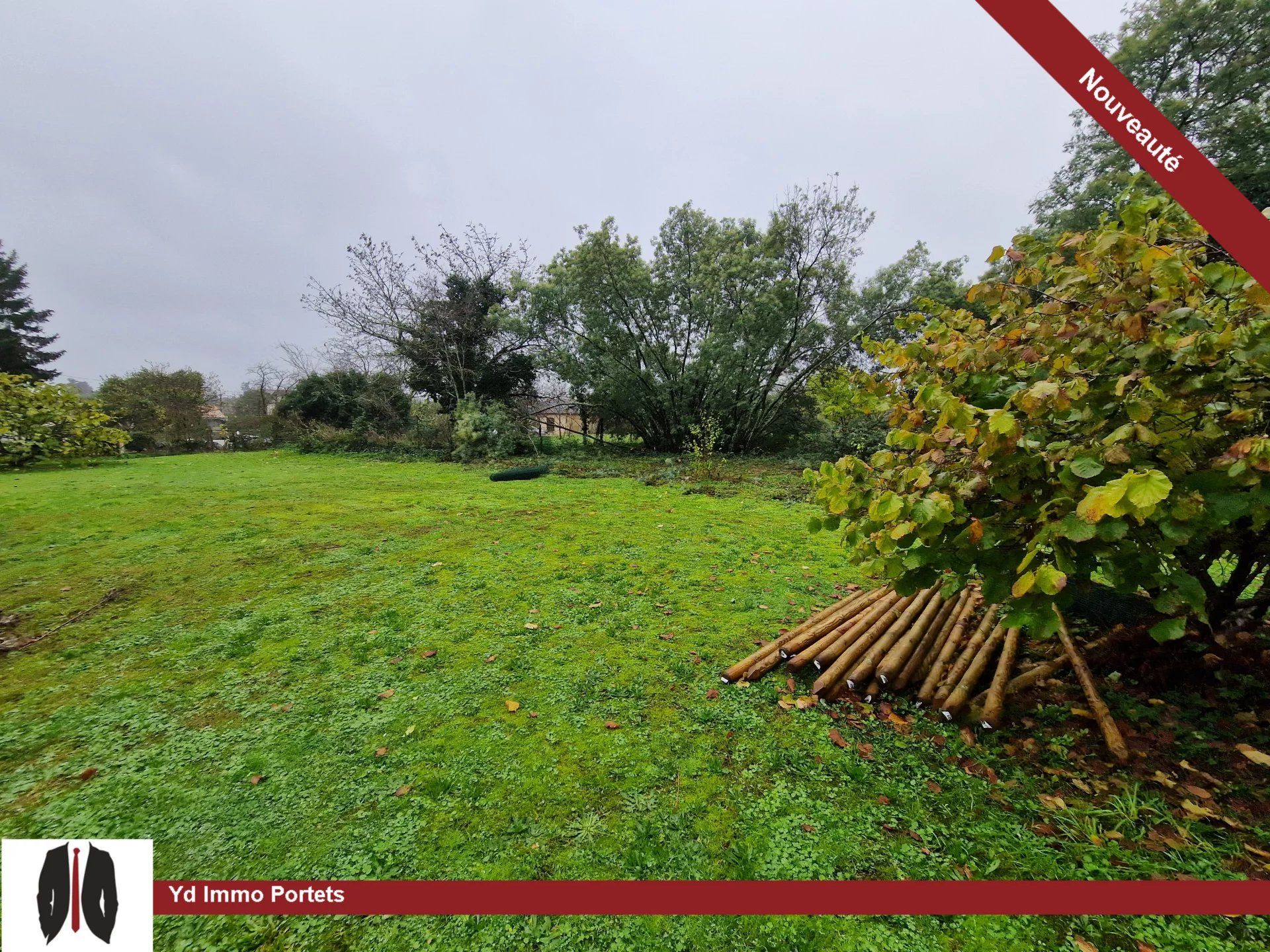 Land in Portets, Nouvelle-Aquitaine 12826643