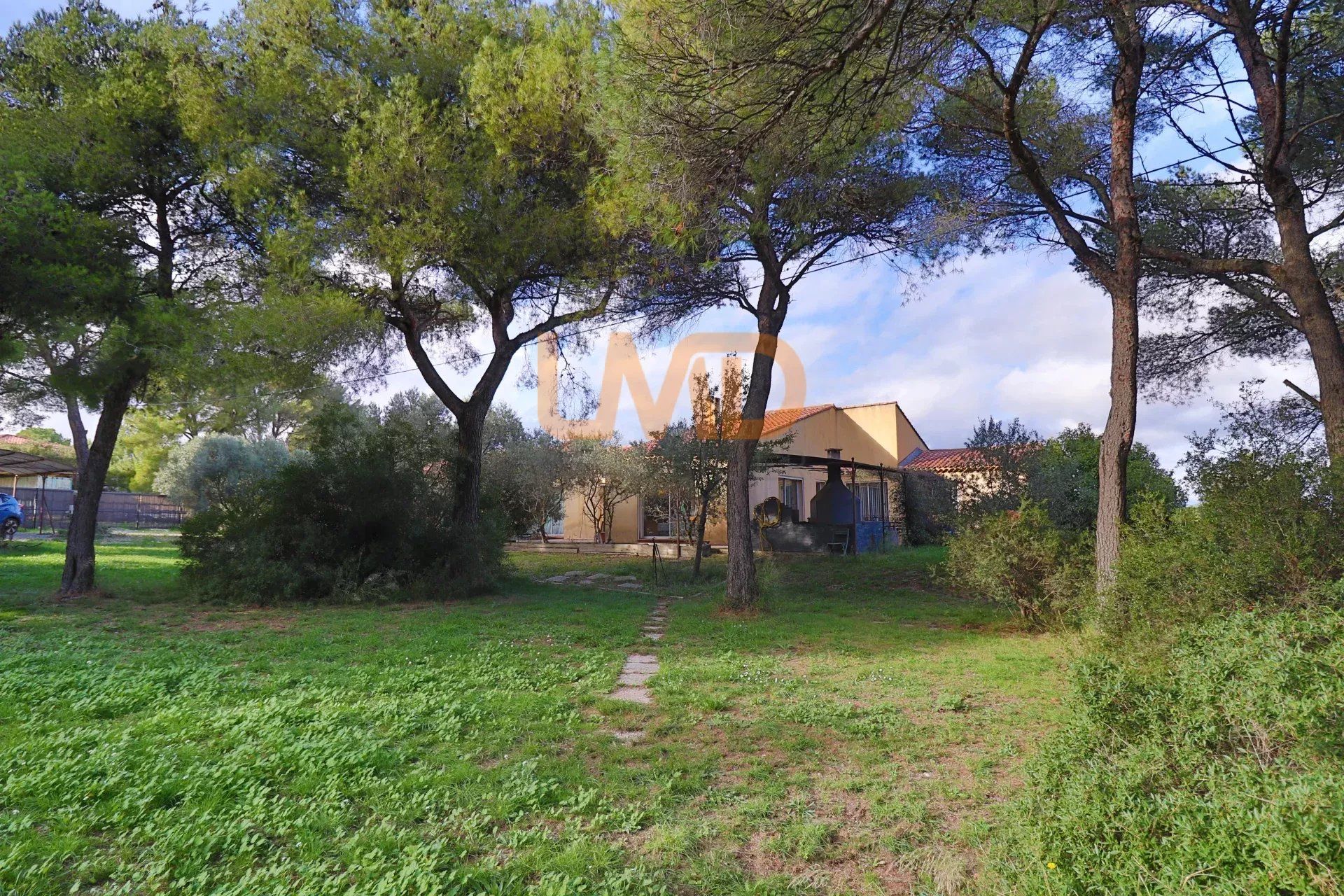 House in Septèmes-les-Vallons, Bouches-du-Rhône 12826655