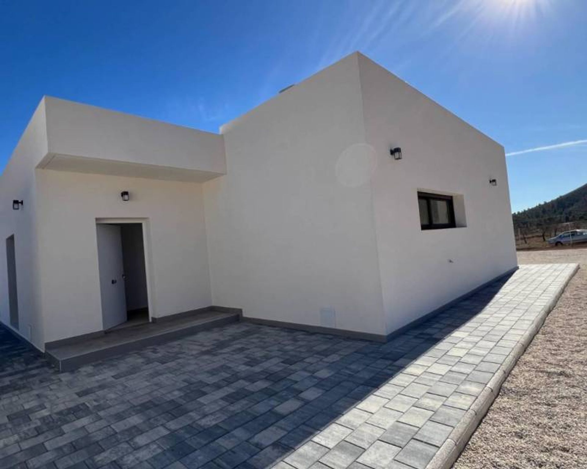 House in El Fondó de les Neus, Comunidad Valenciana 12827268