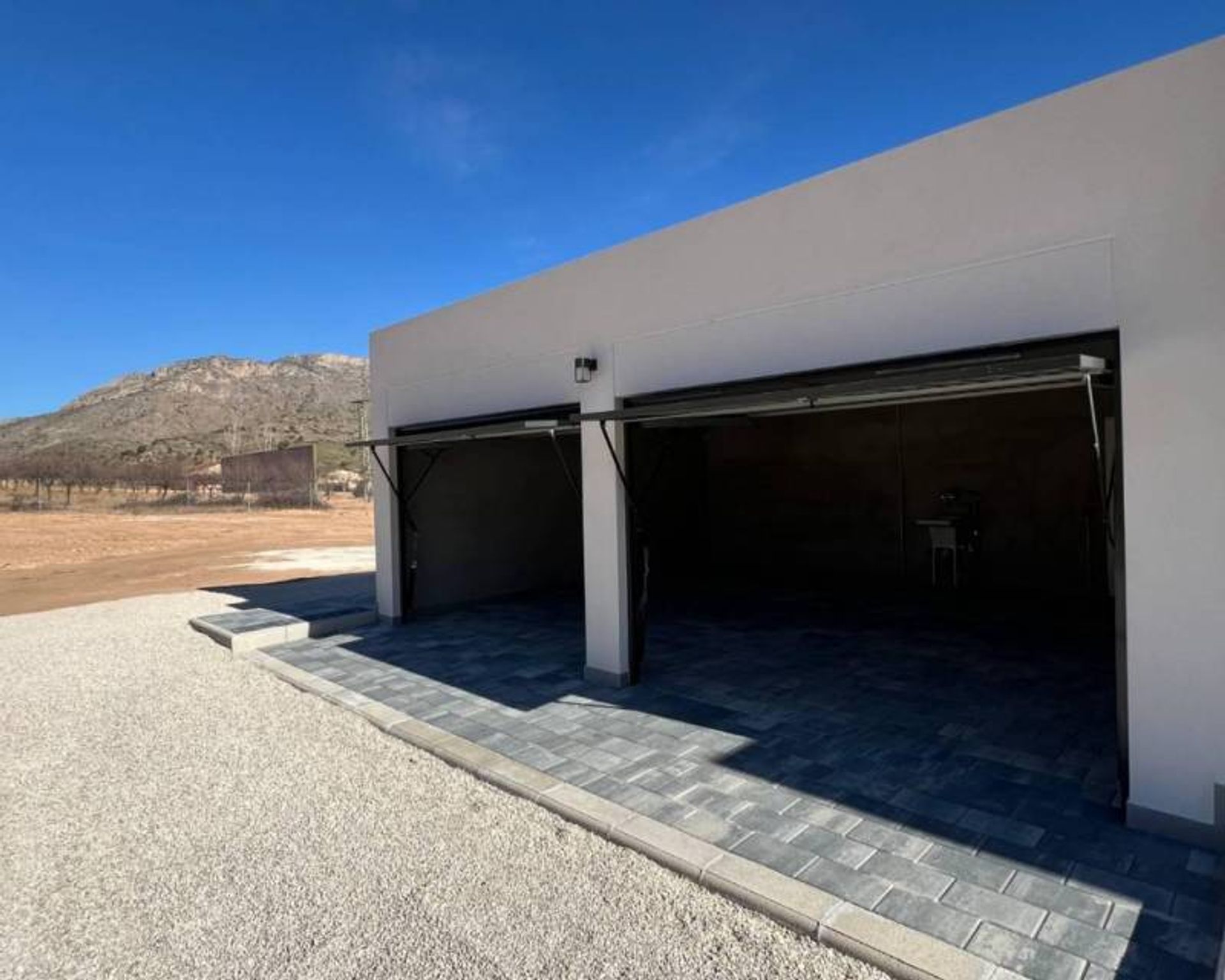 House in El Fondó de les Neus, Comunidad Valenciana 12827268