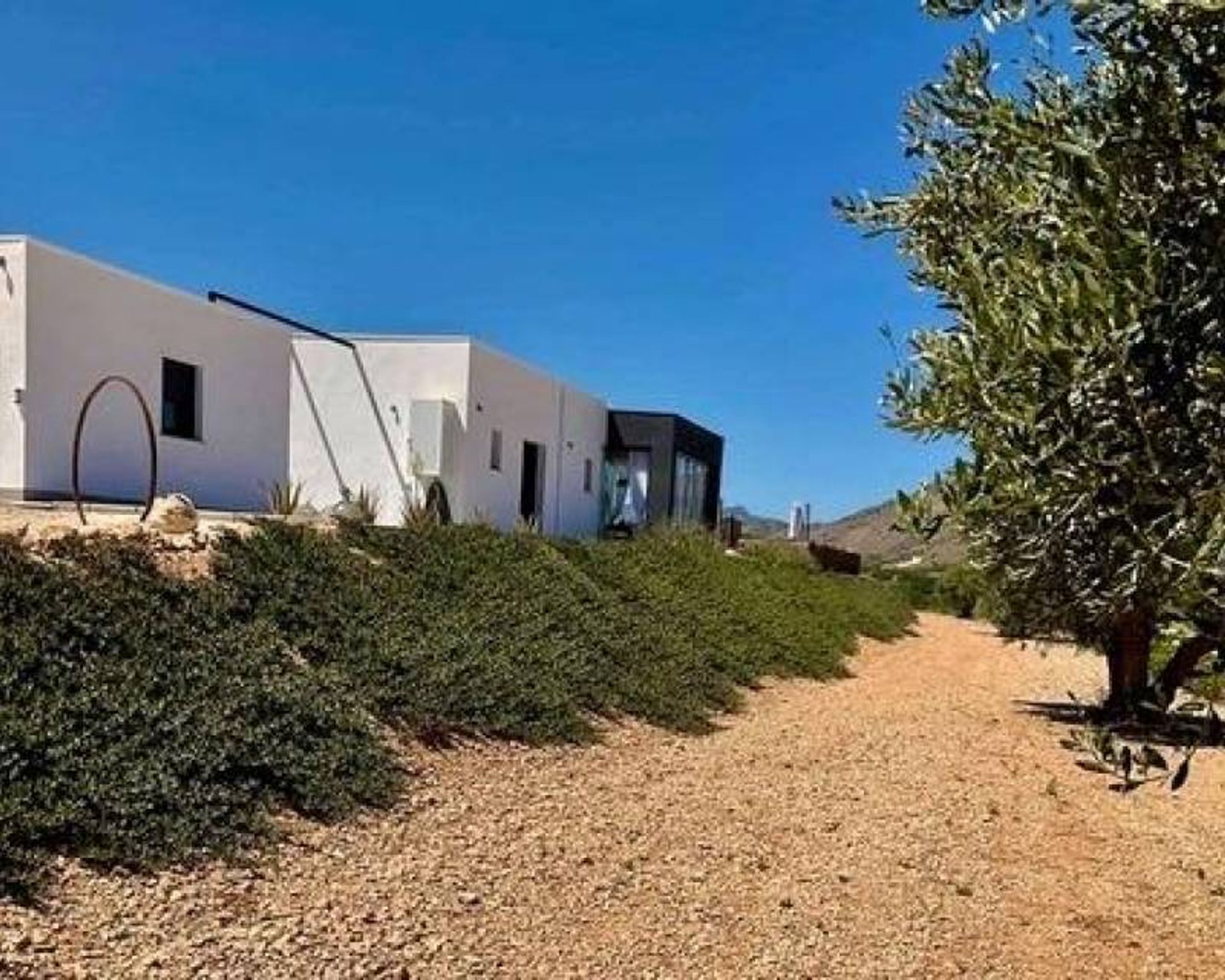 House in El Fondó de les Neus, Comunidad Valenciana 12827268