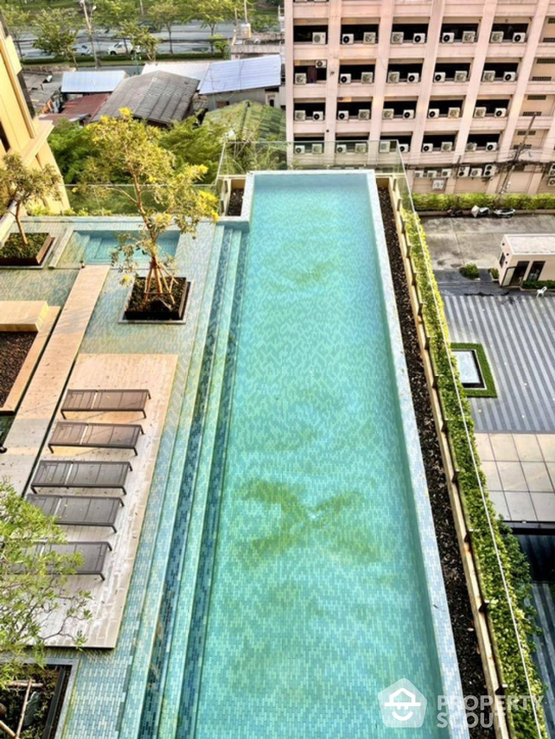 Condominium in , Krung Thep Maha Nakhon 12827783