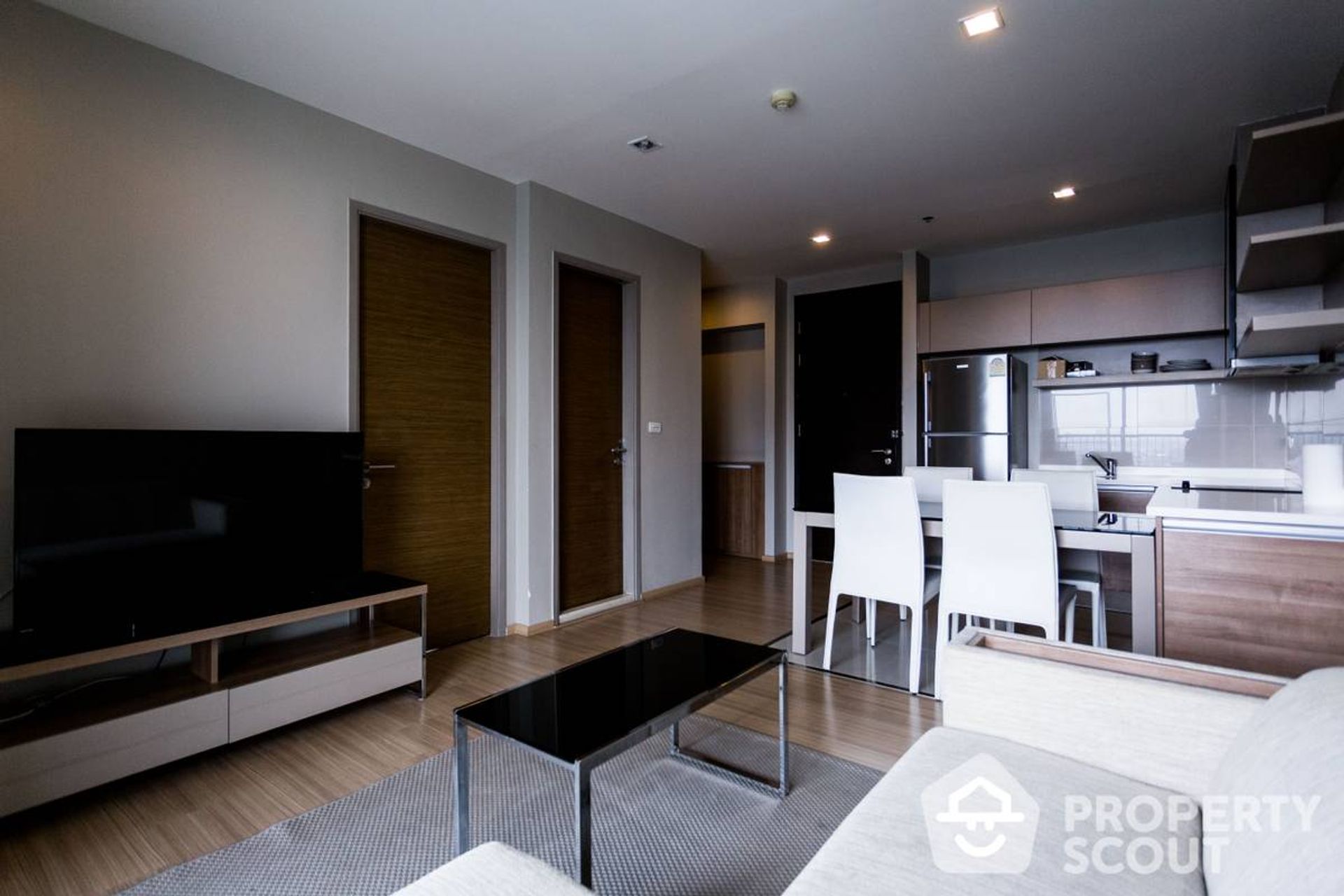 Condominium in Phra Khanong, Krung Thep Maha Nakhon 12827829