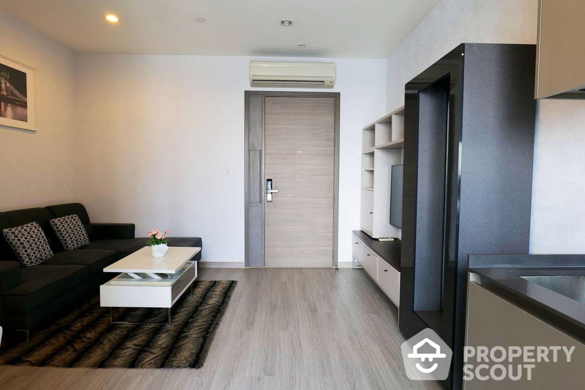 Condominium in Phra Khanong, Krung Thep Maha Nakhon 12827840