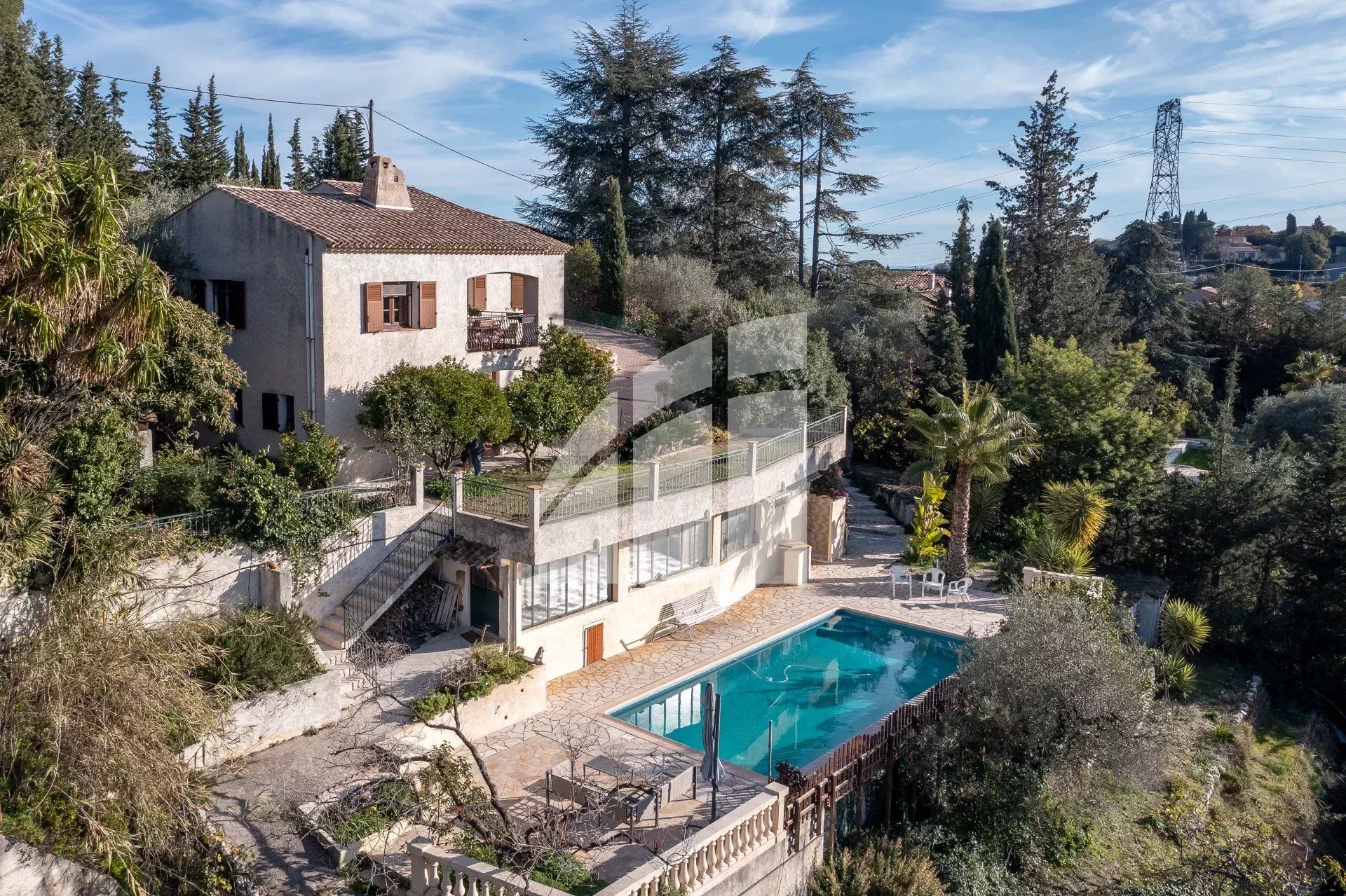 rumah dalam Saint-Roman, Provence-Alpes-Cote d'Azur 12829526