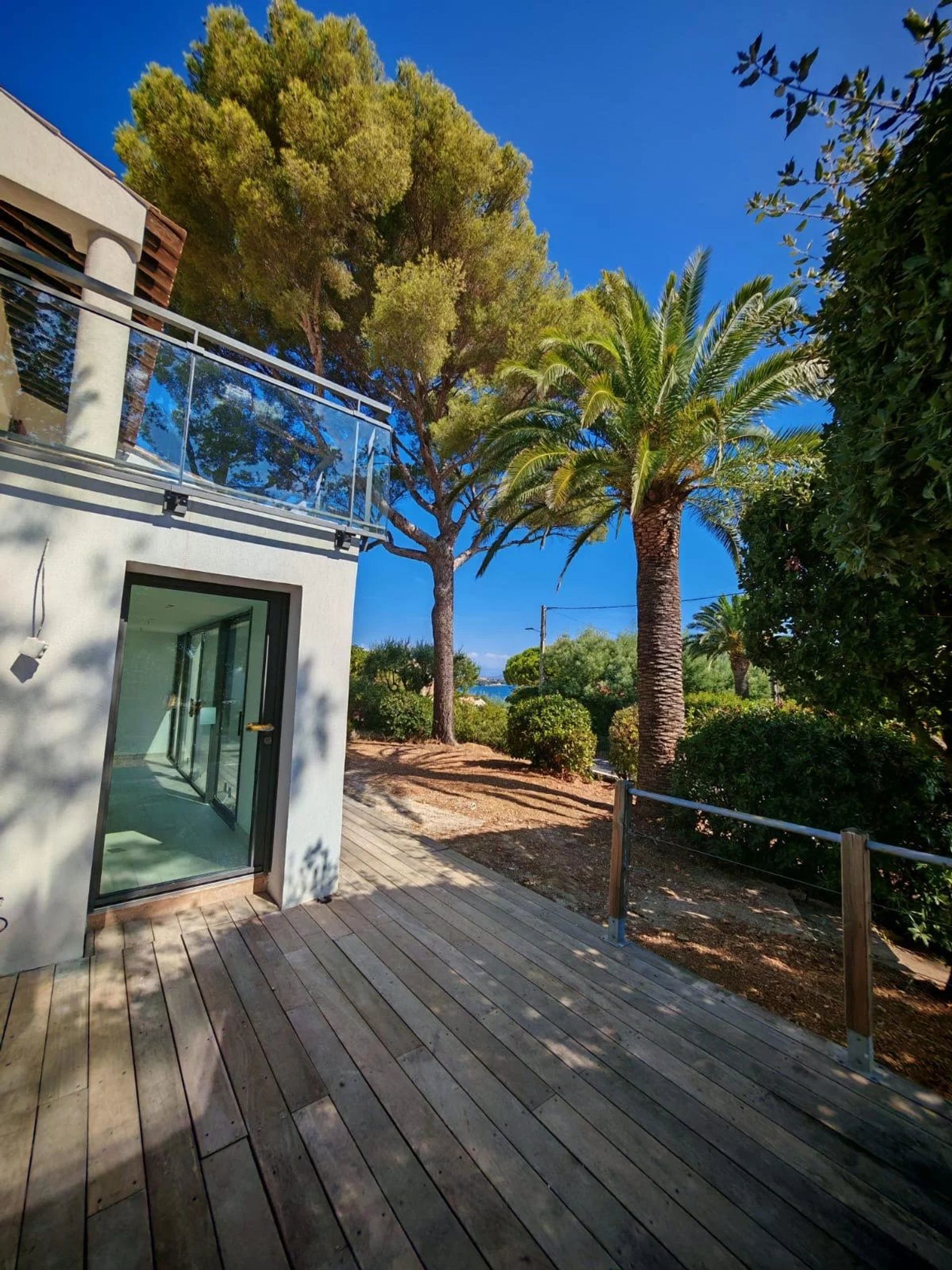 Condominium dans Saint-Aygulf, Provence-Alpes-Cote d'Azur 12829534