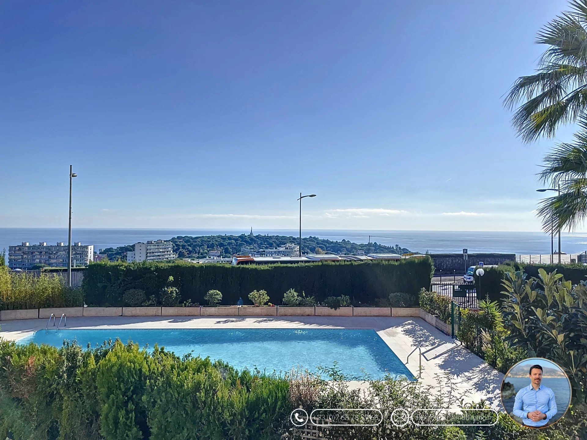 Residentieel in Roquebrune-Cap-Martin, Alpes-Maritimes 12829552