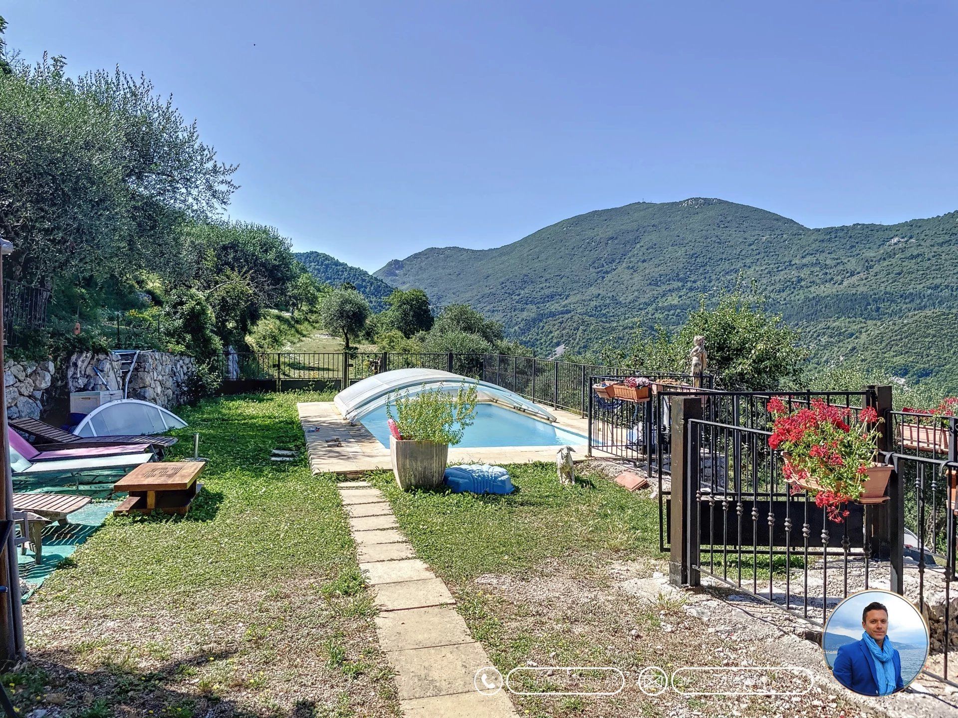 بيت في Sospel, Provence-Alpes-Cote d'Azur 12829553