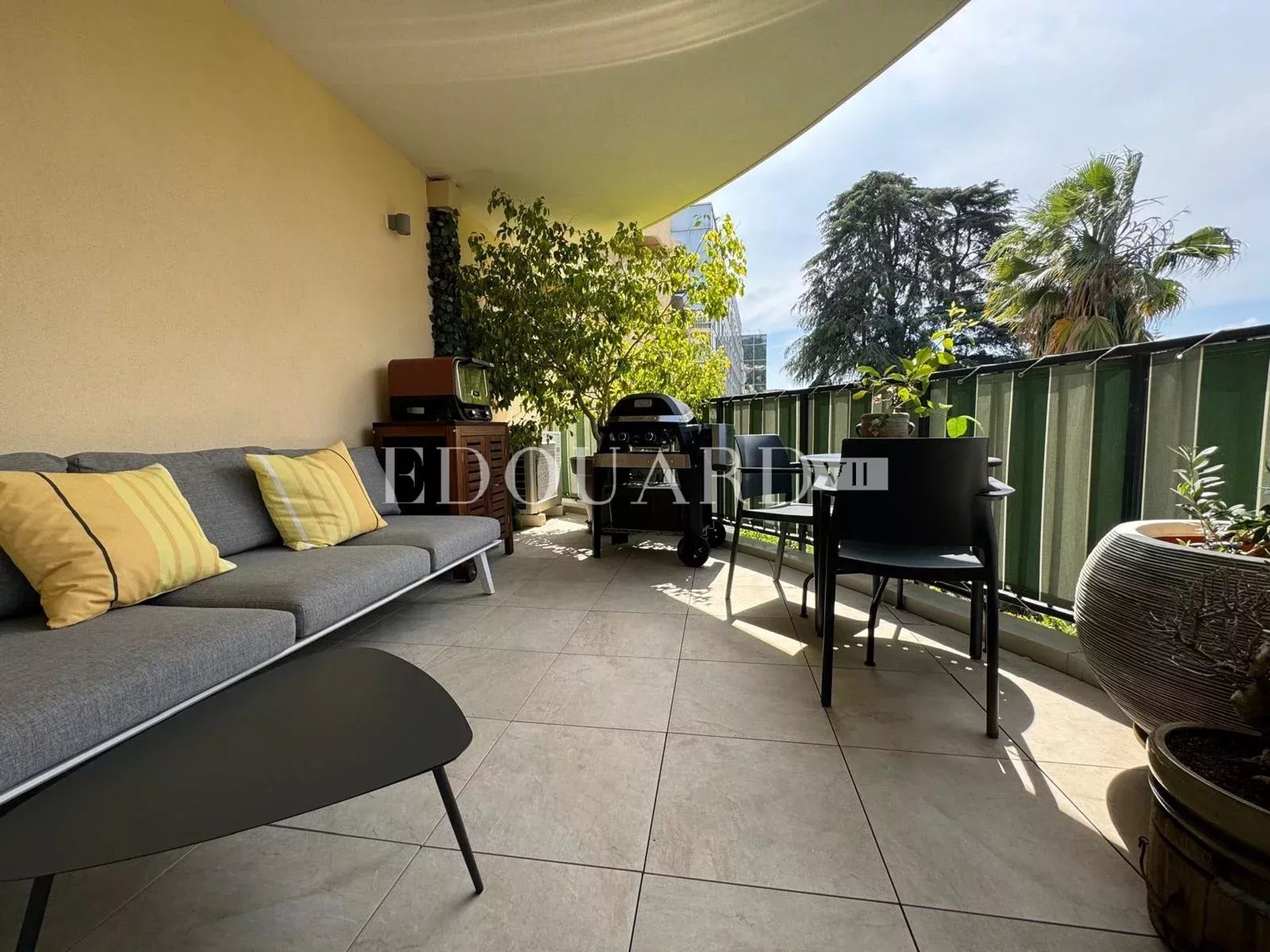 Osakehuoneisto sisään Sainte-Agnes, Provence-Alpes-Cote d'Azur 12829581