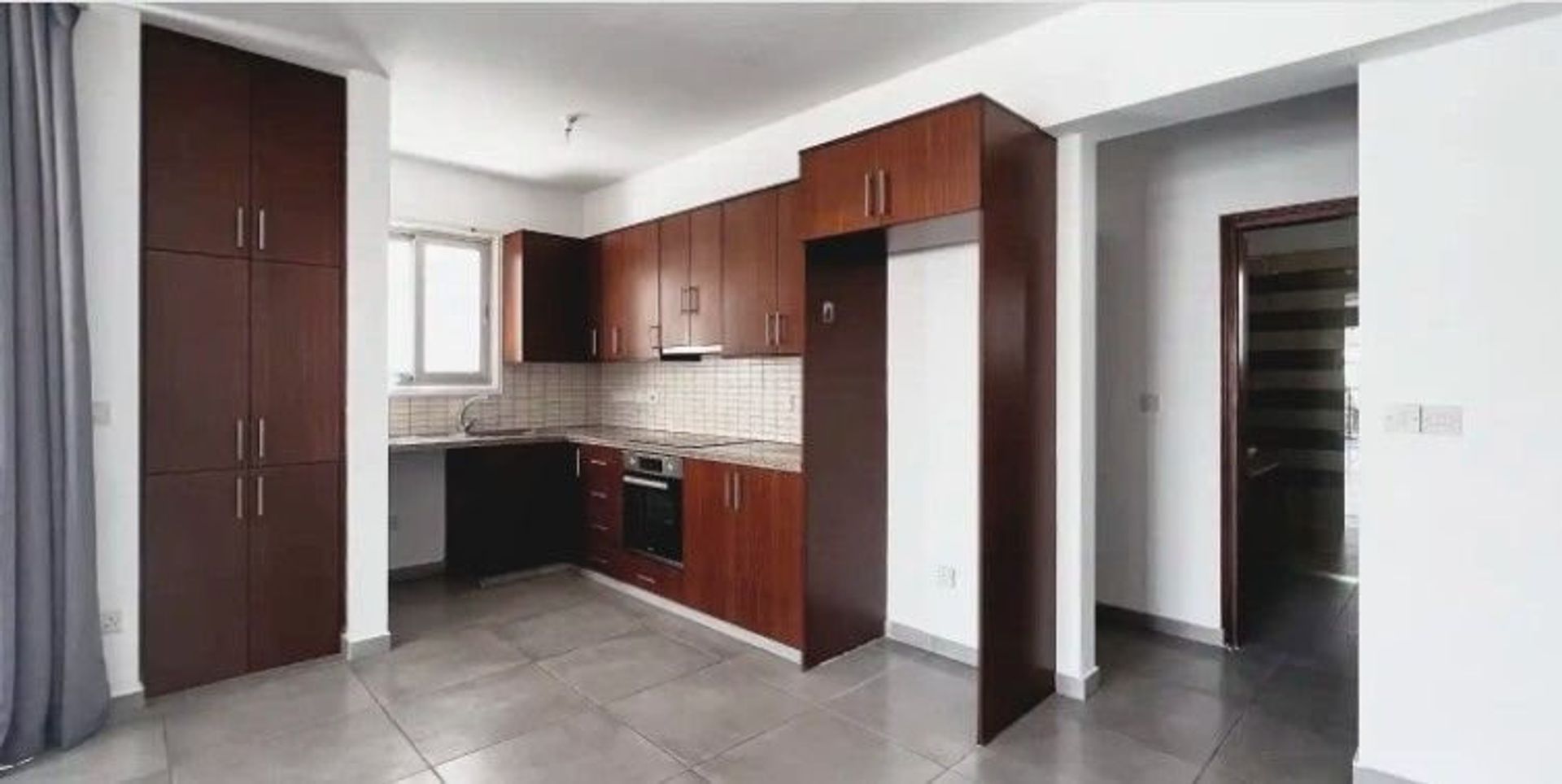 Condominio en Nicosia, Lefkosia 12829834