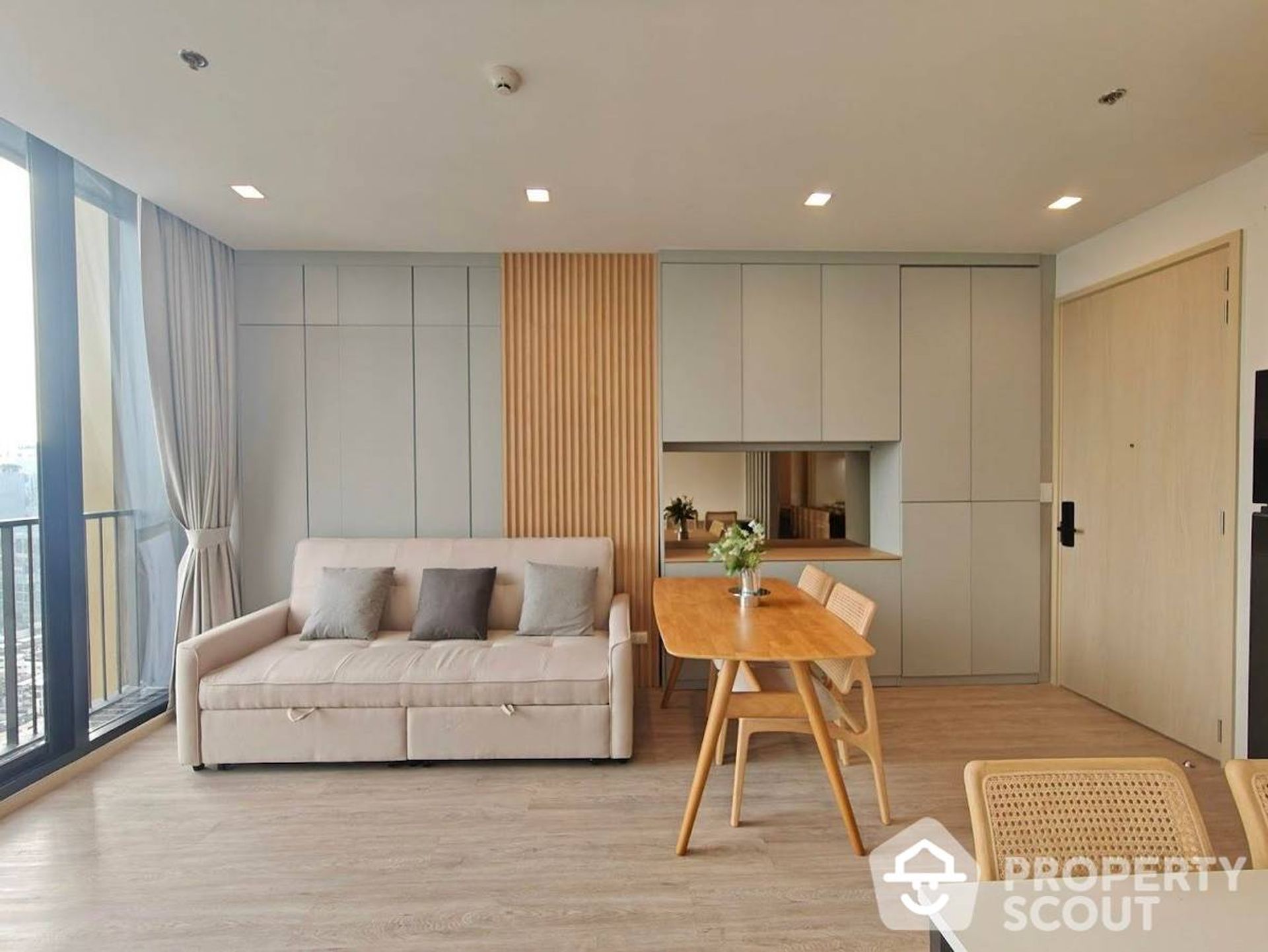 Condominium in Watthana, Krung Thep Maha Nakhon 12830243